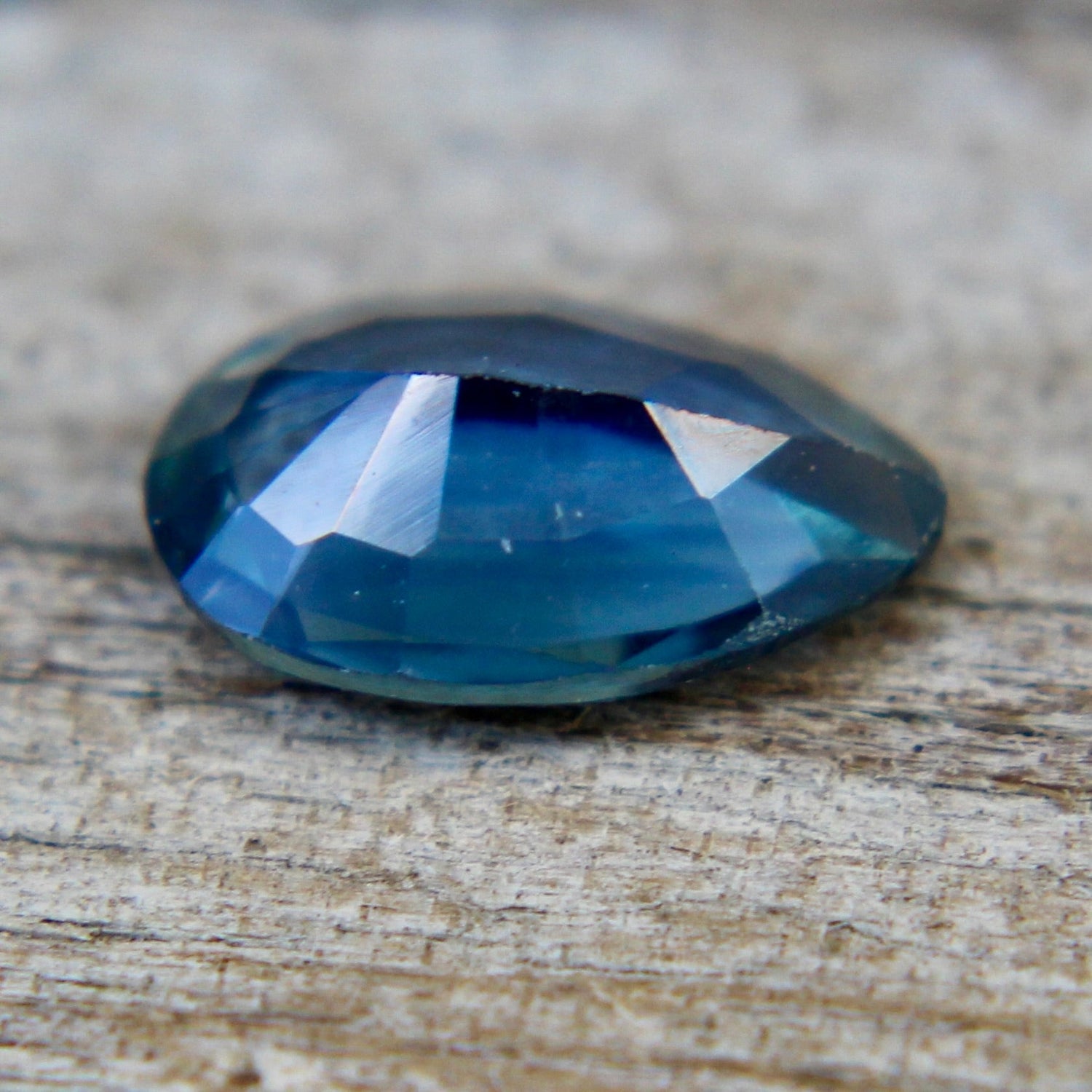 Natural Blue Green Sapphire - Sapphirepal