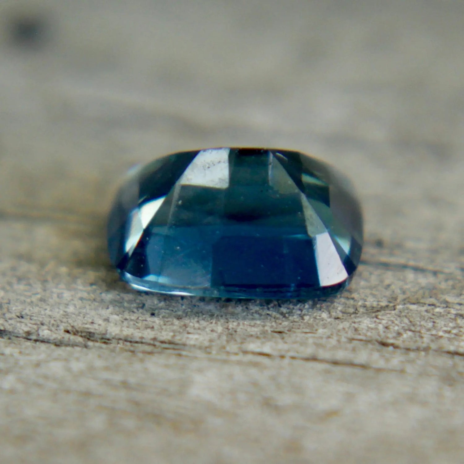Natural Blue Green Sapphire - Sapphirepal