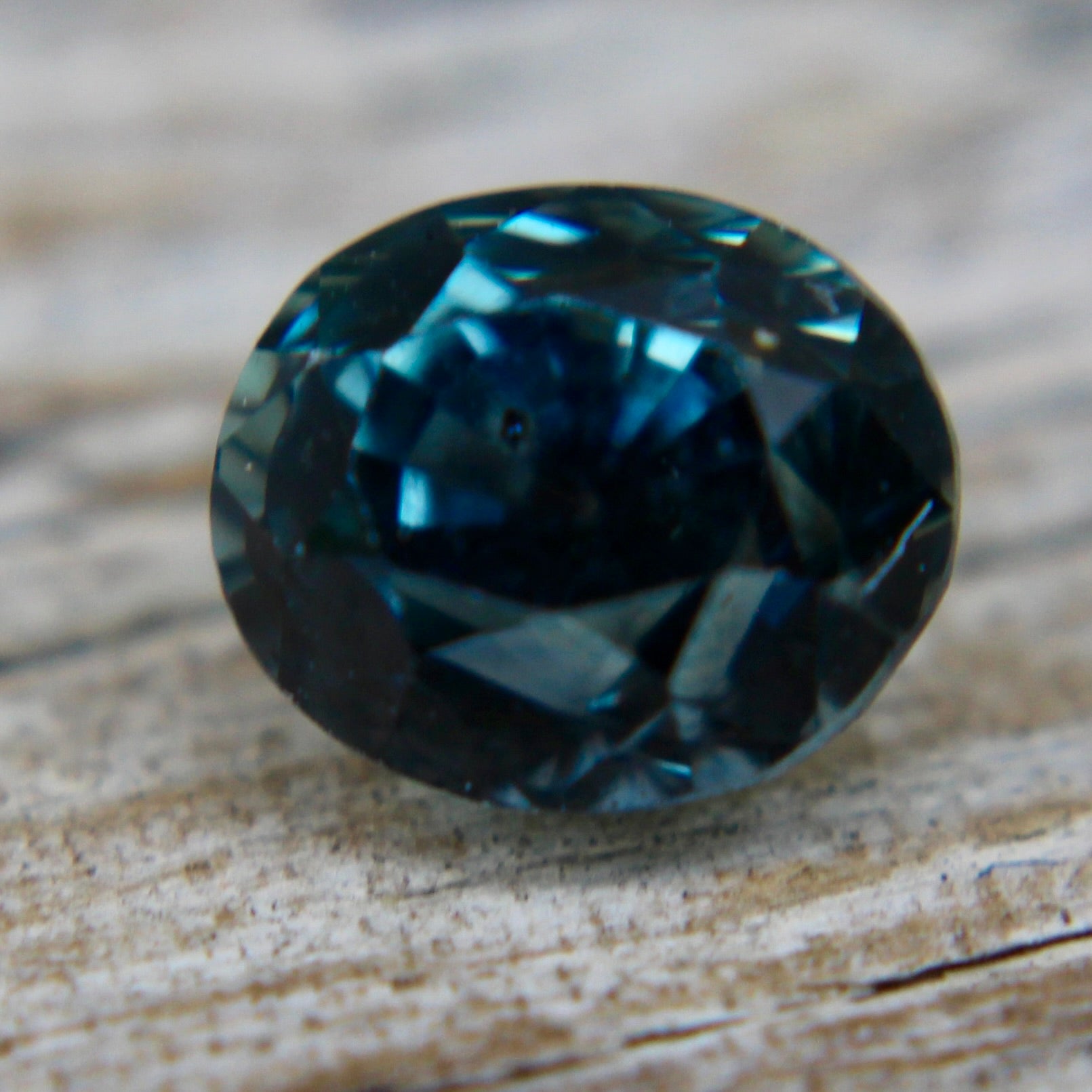 Natural Blue Green Sapphire - Sapphirepal