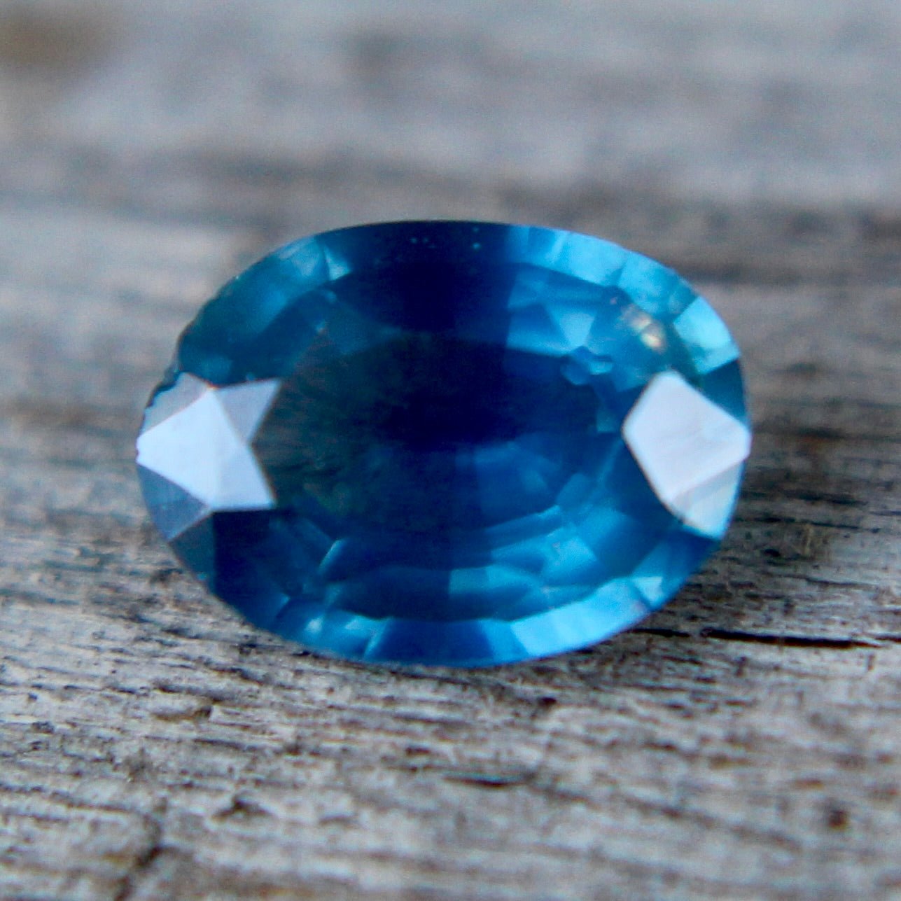 Natural Blue Green Sapphire - Sapphirepal