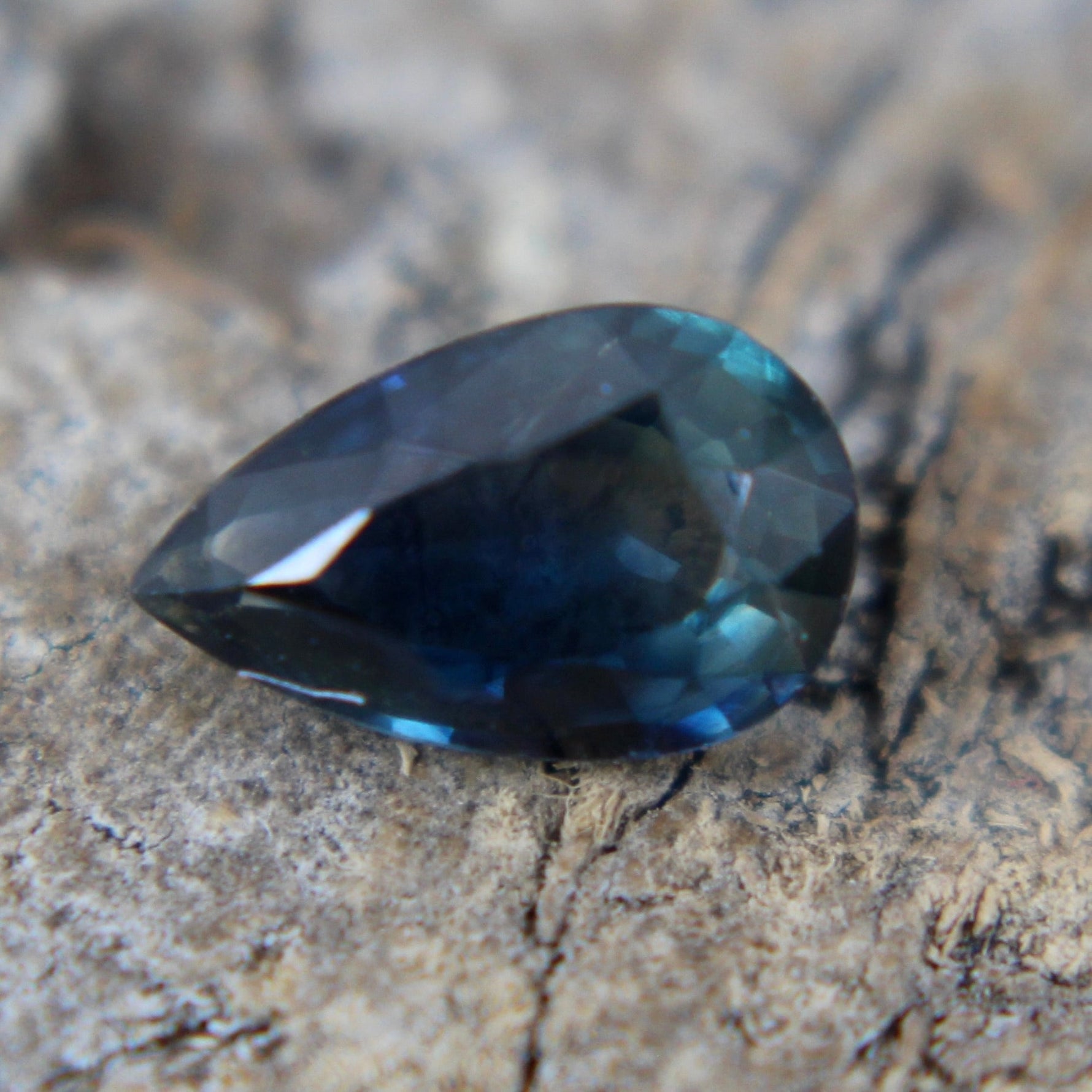 Natural Blue Green Sapphire - Sapphirepal