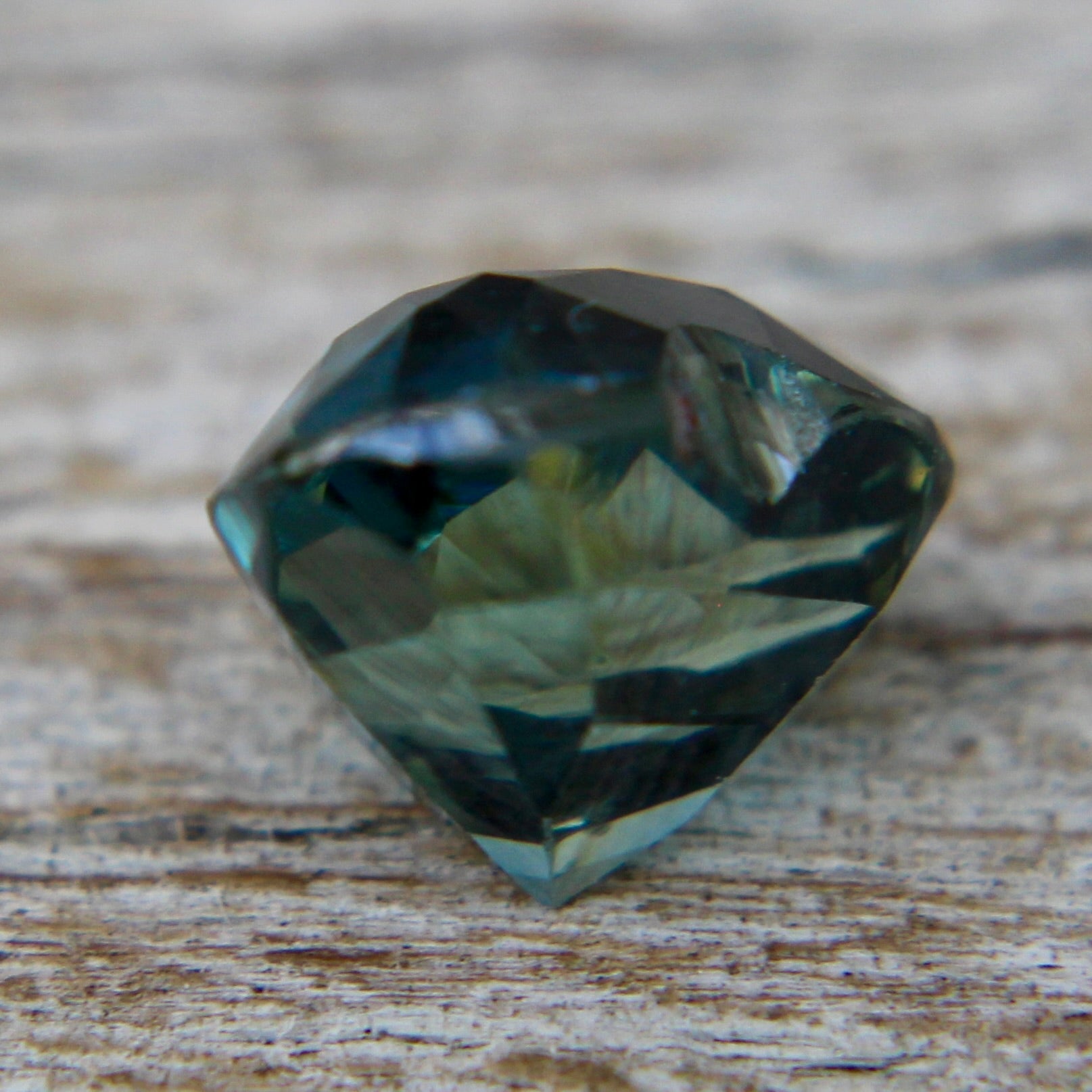 Natural Blue Green Sapphire - Sapphirepal