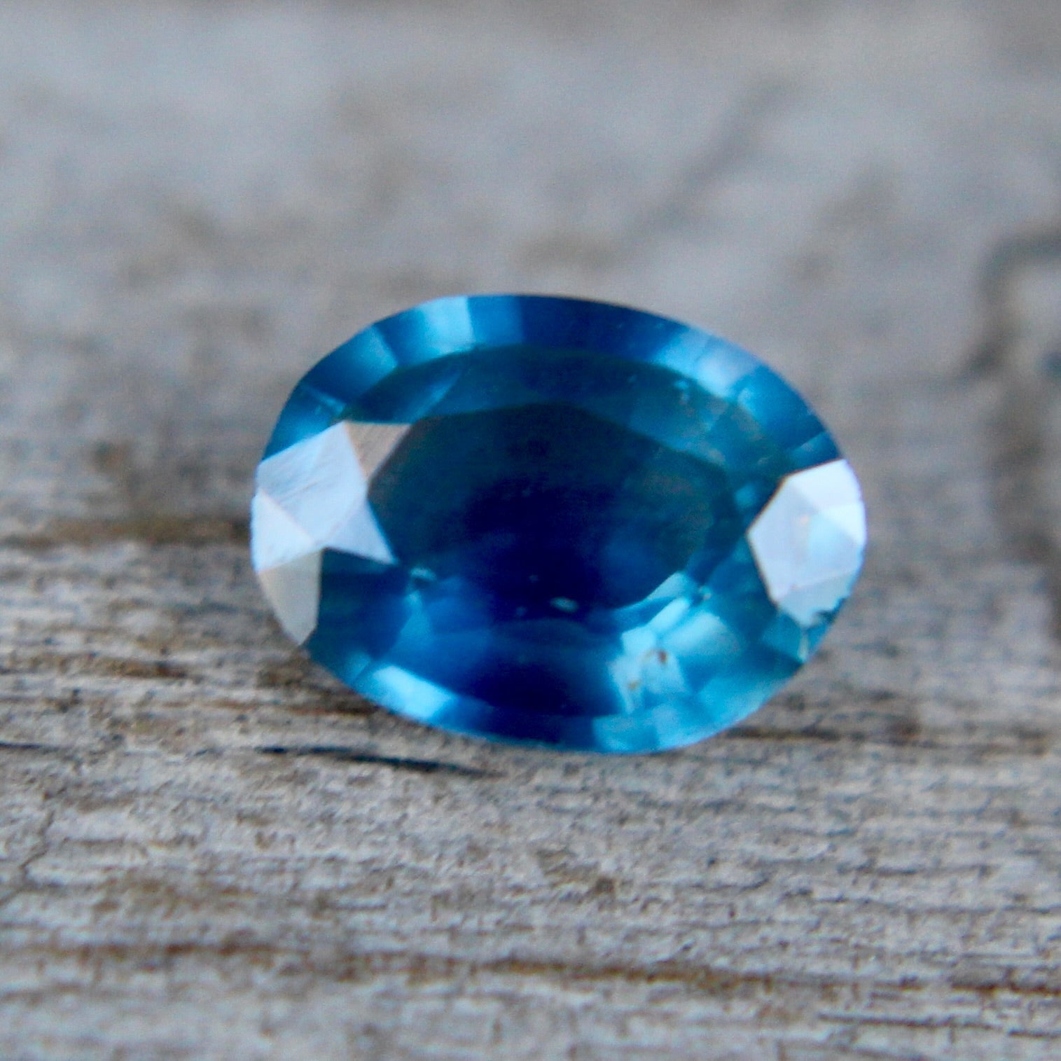 Natural Blue Green Sapphire - Sapphirepal