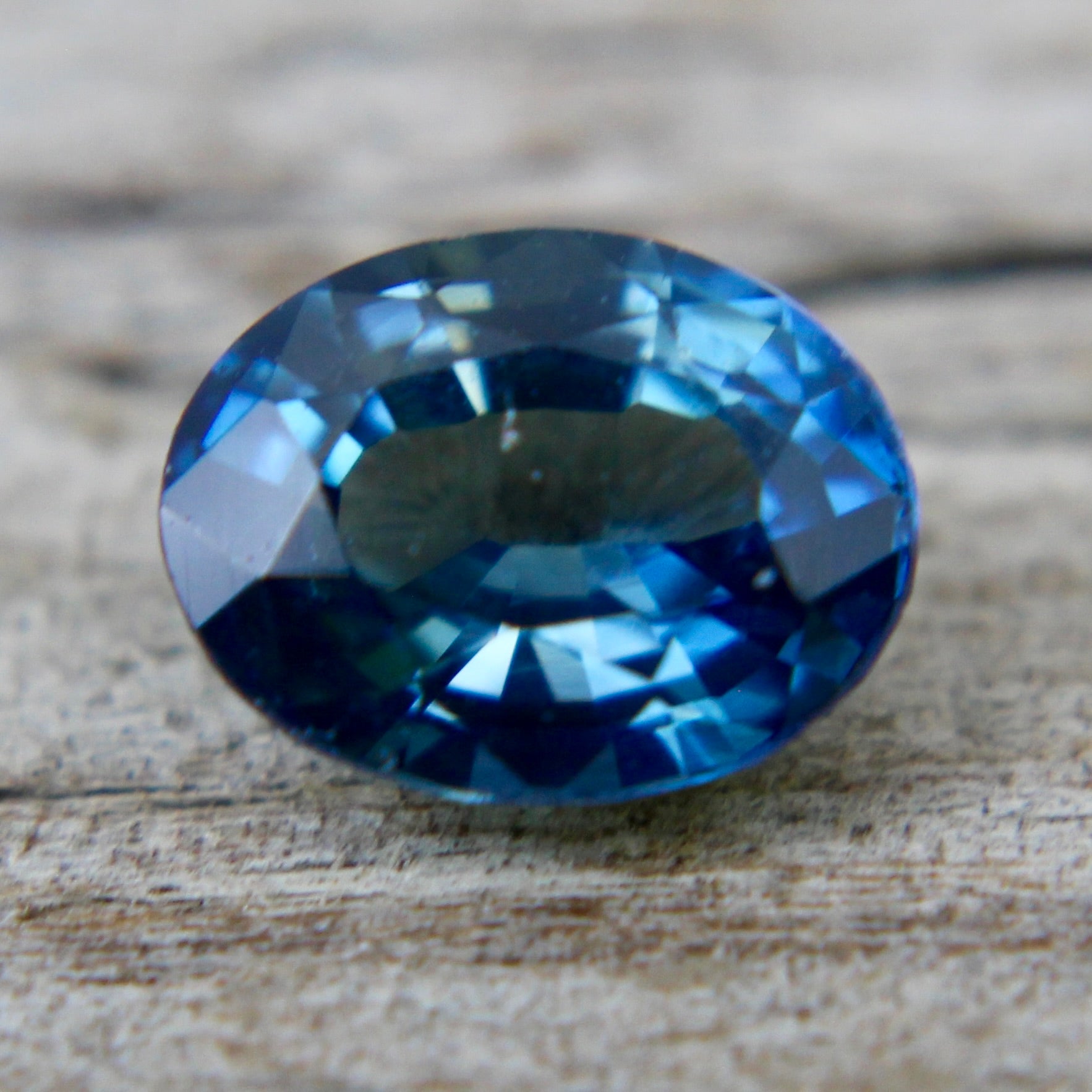 Natural Blue Green Sapphire - Sapphirepal