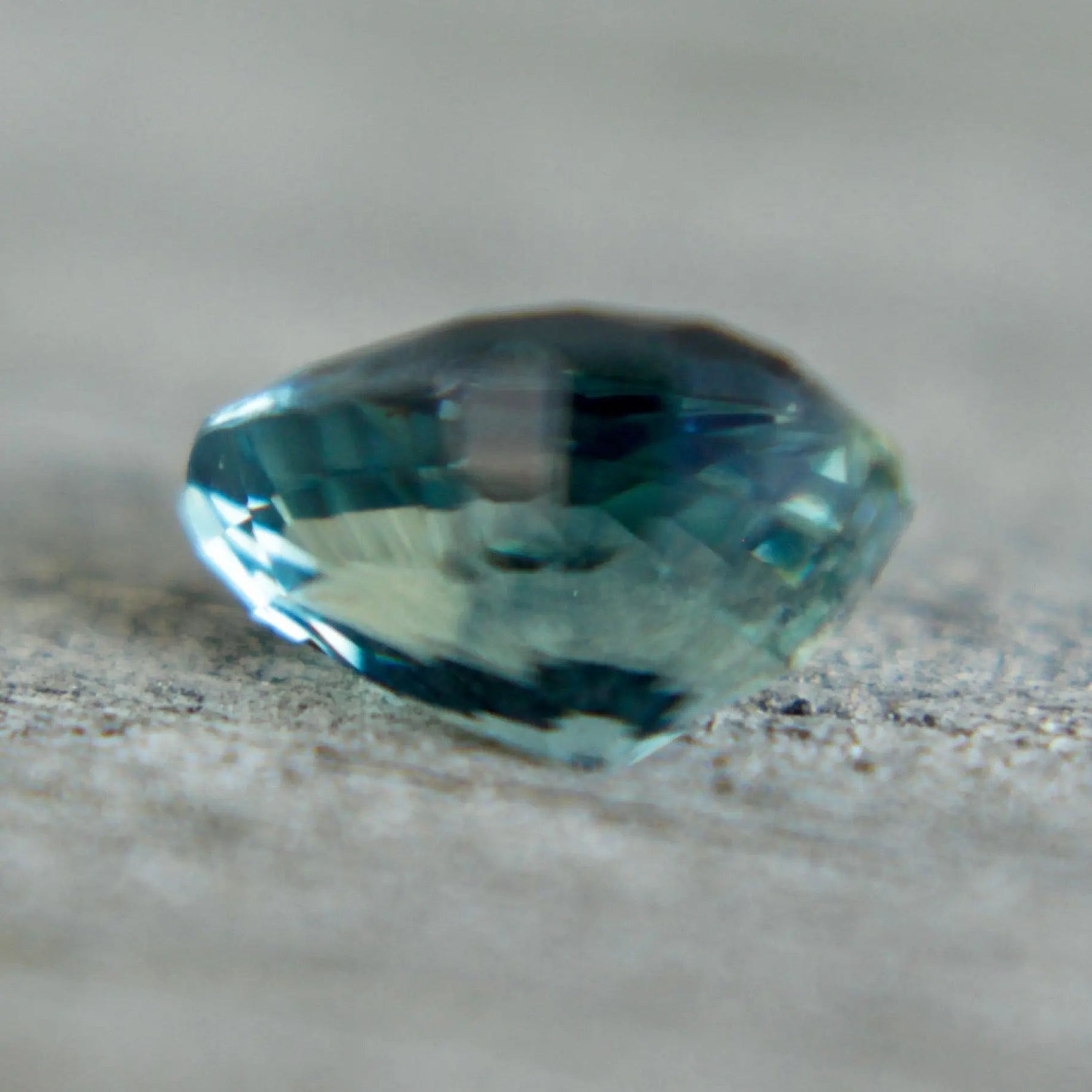 Natural Blue Green Sapphire - Sapphirepal
