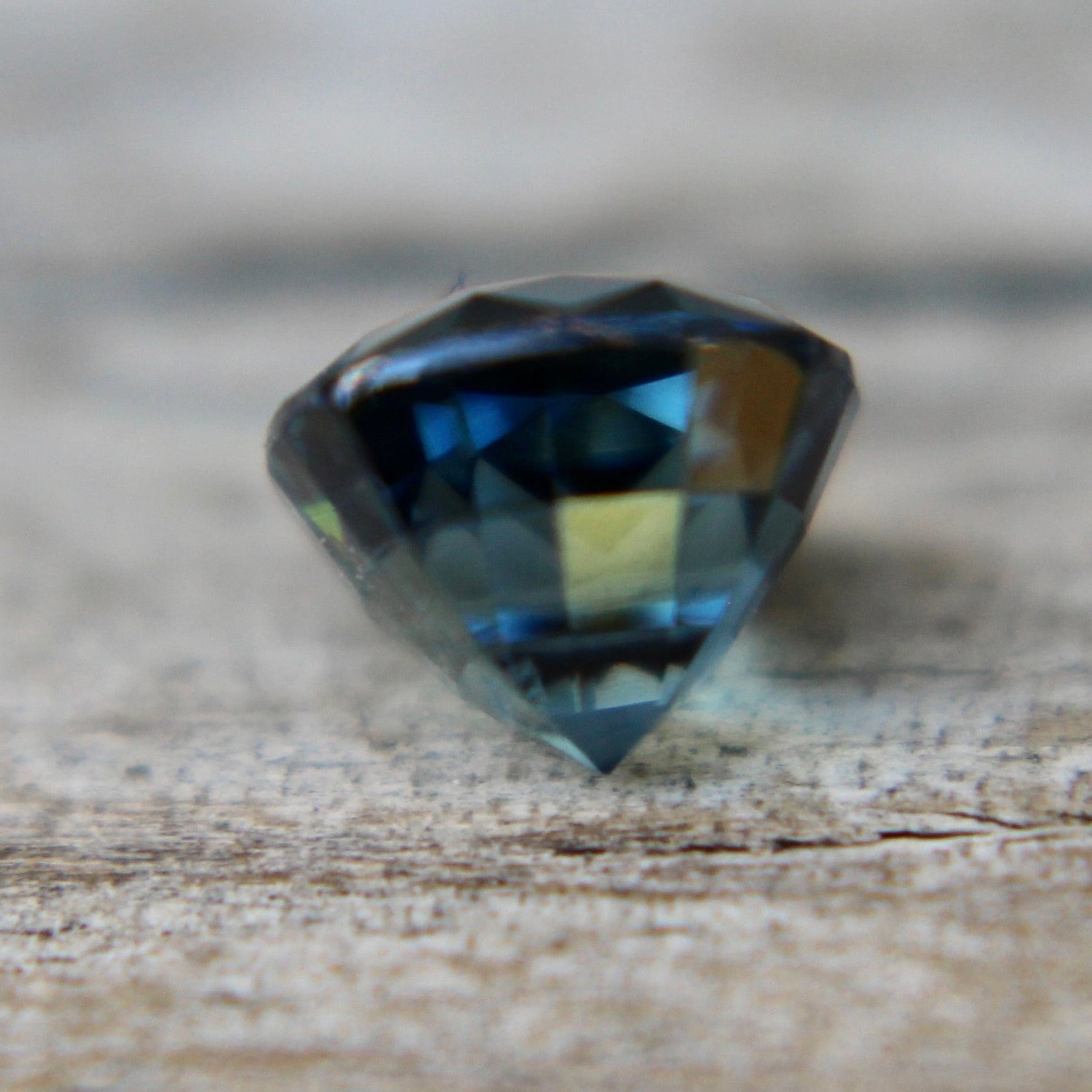 Natural Blue Green Sapphire - Sapphirepal