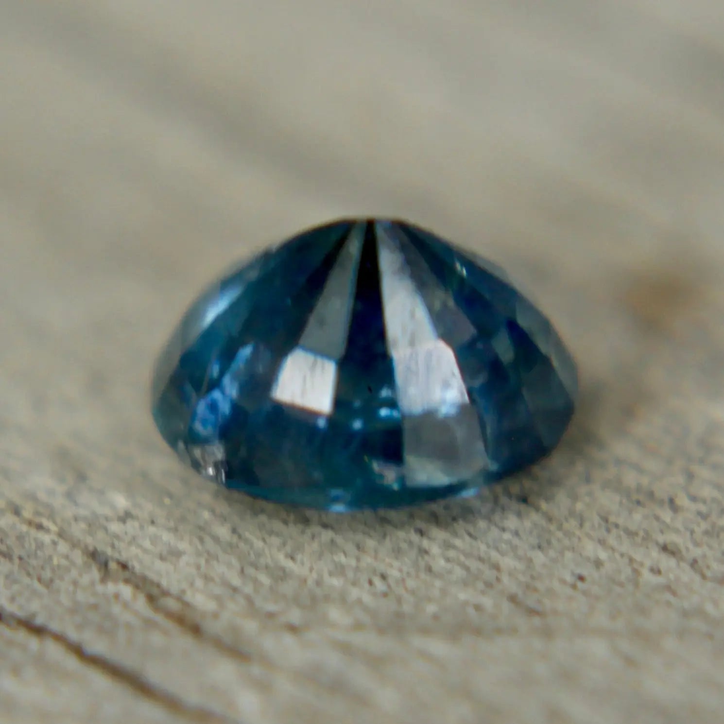 Natural Blue Green Sapphire - Sapphirepal