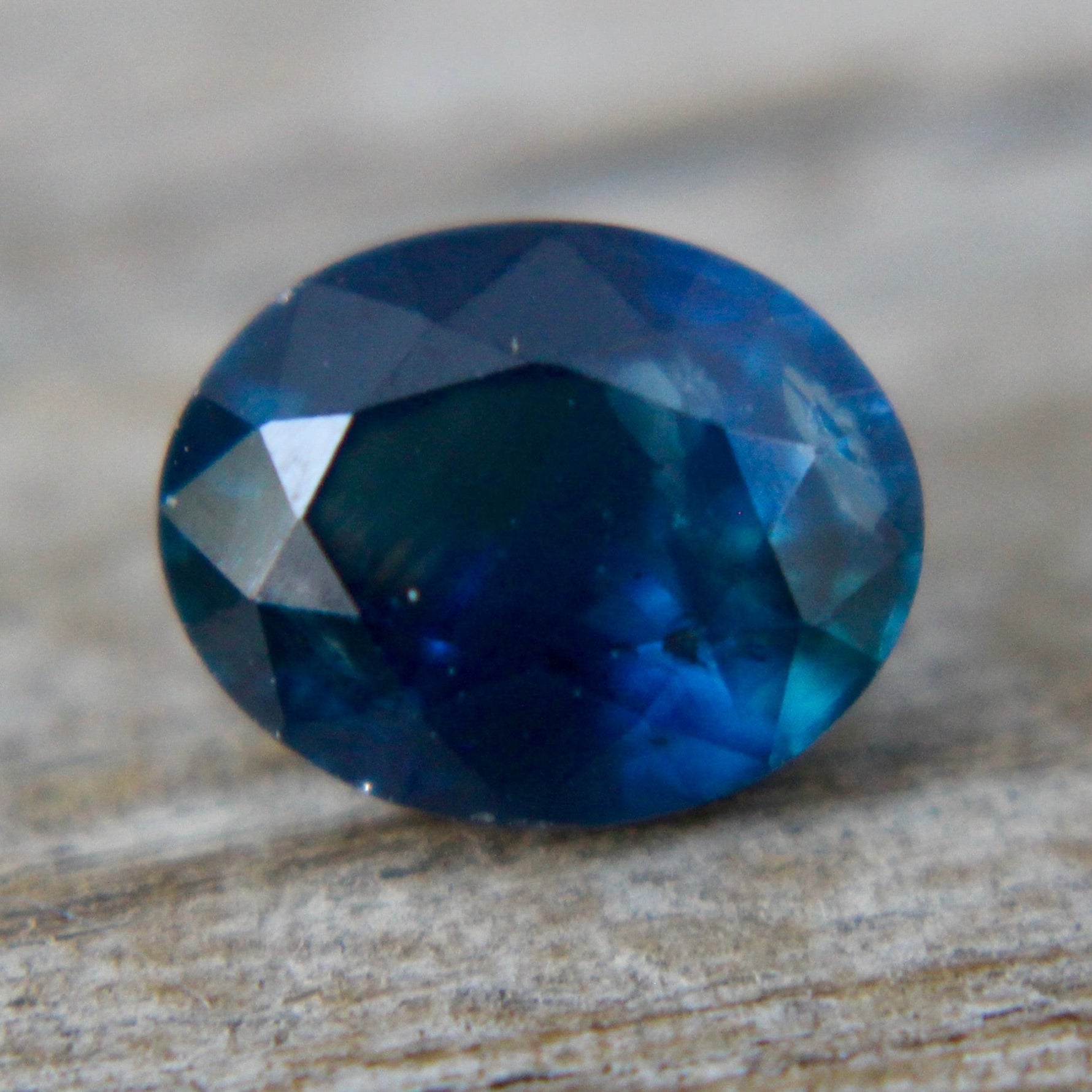 Natural Blue - Green Sapphire - Sapphirepal