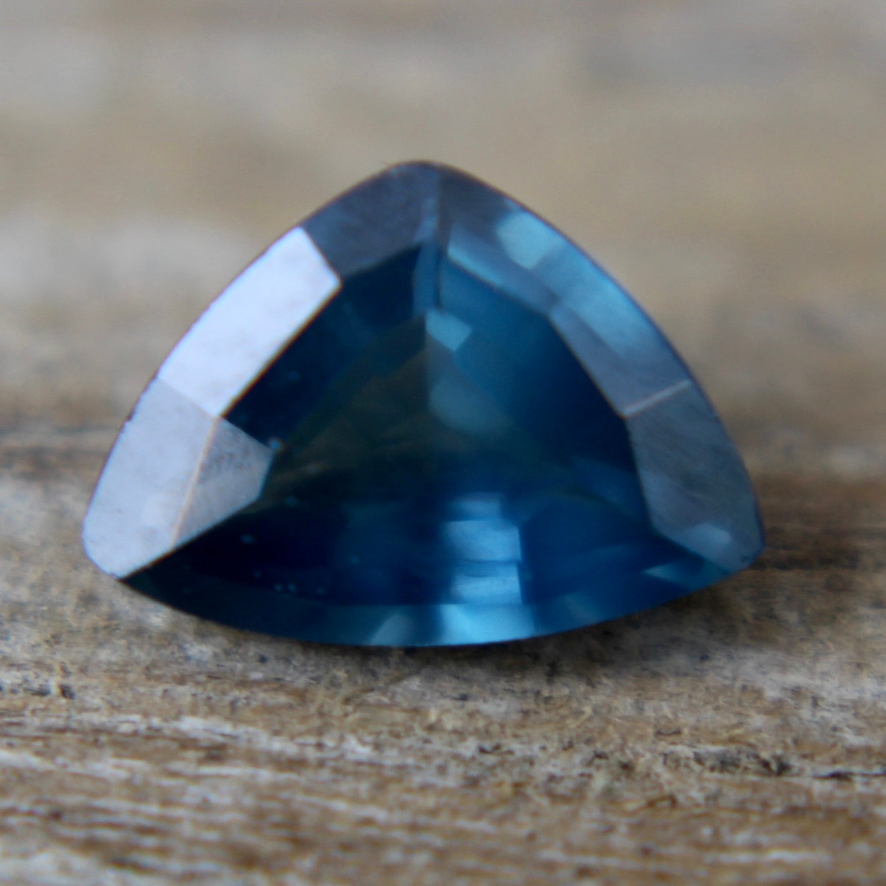 Natural Blue Green Sapphire - Sapphirepal