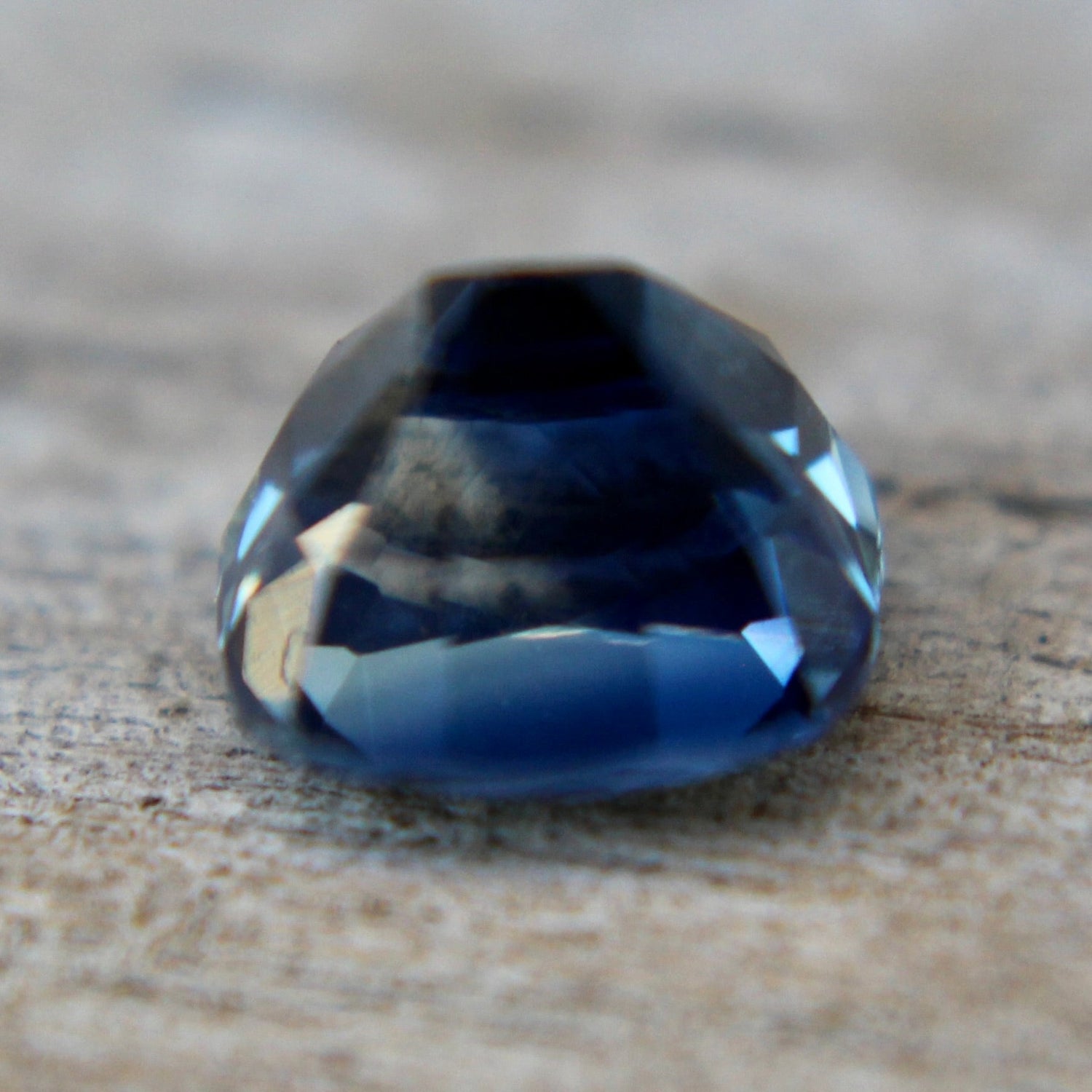 Natural Blue Green Sapphire - Sapphirepal