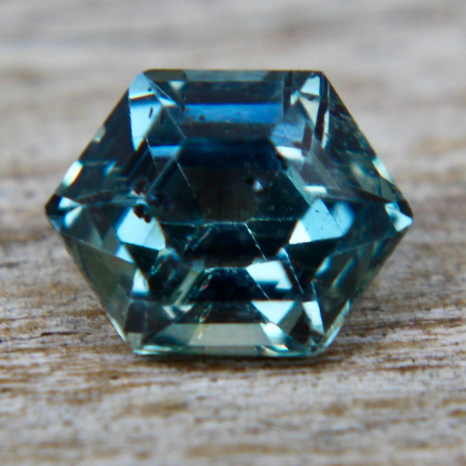 Natural Blue Green Sapphire - Sapphirepal