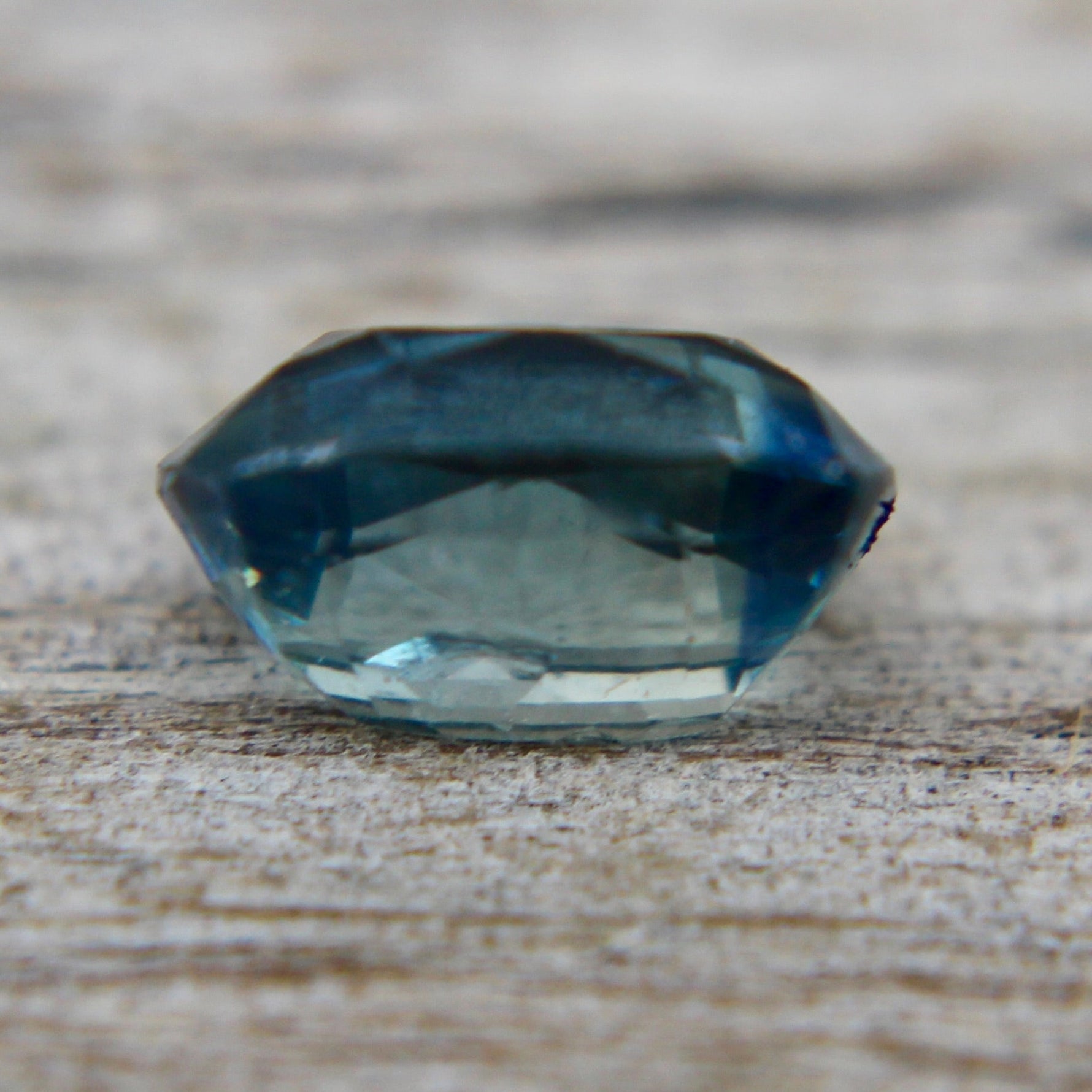 Natural Blue Green Sapphire - Sapphirepal