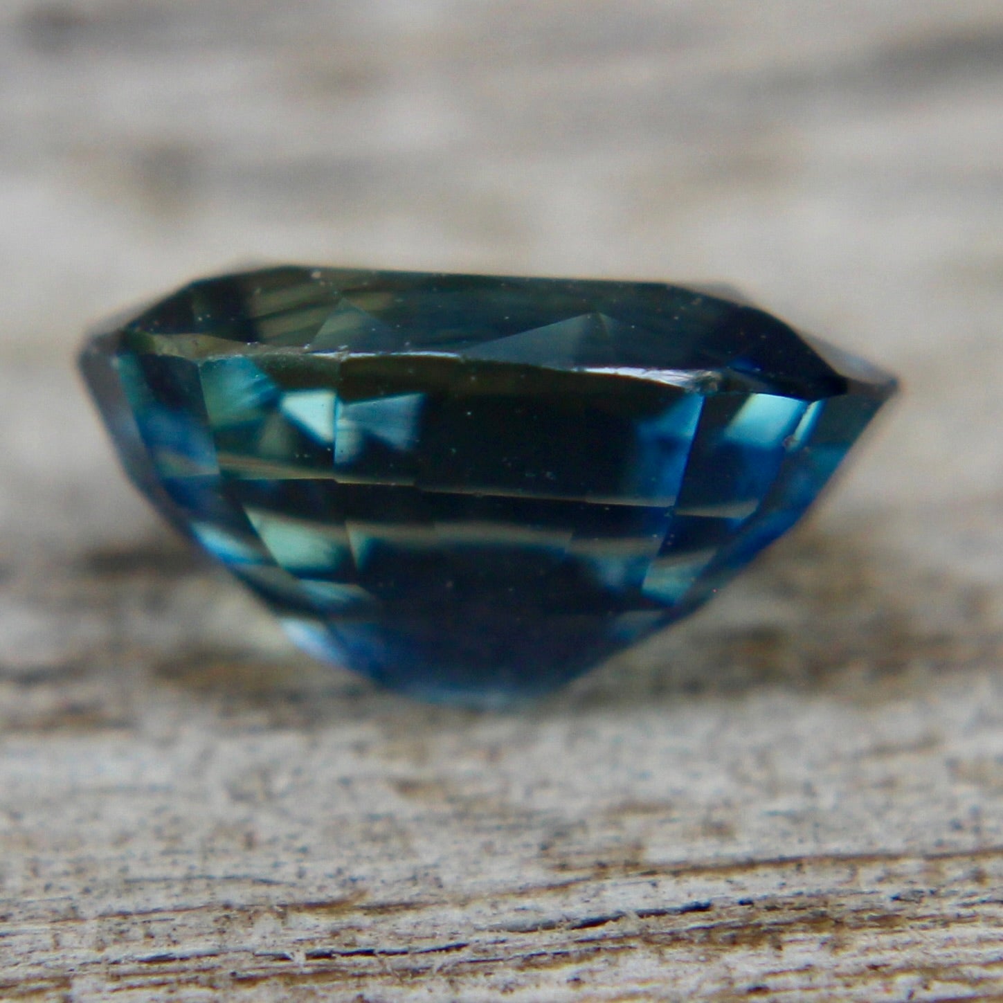 Natural Blue Green Sapphire - Sapphirepal