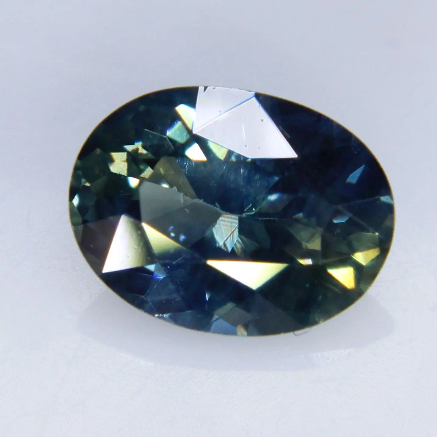Natural Blue Green Sapphire - Sapphirepal
