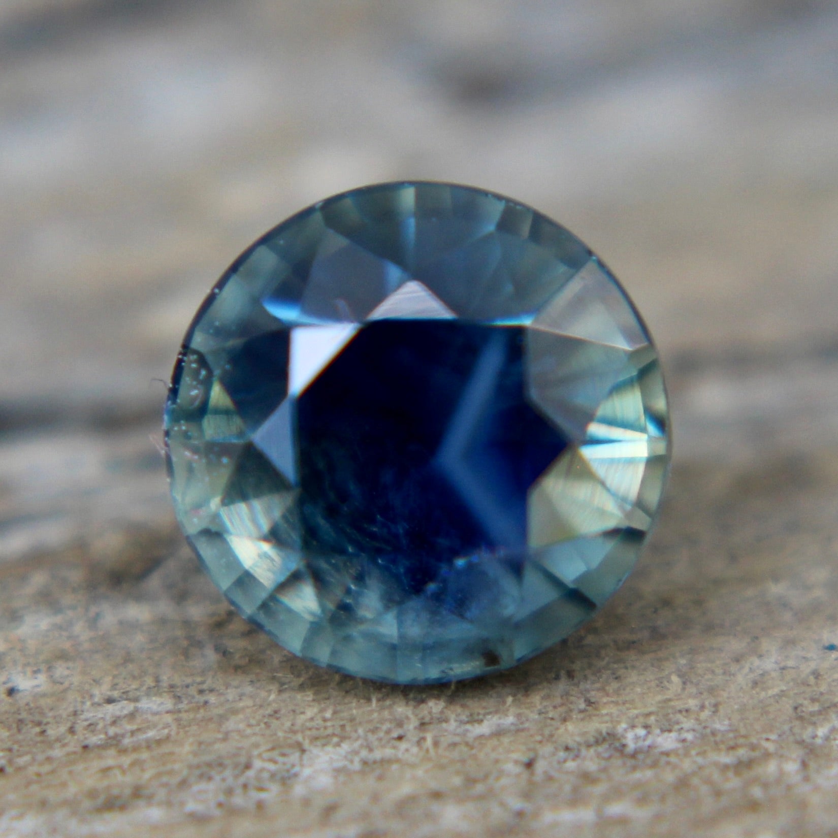 Natural Blue Green Sapphire - Sapphirepal