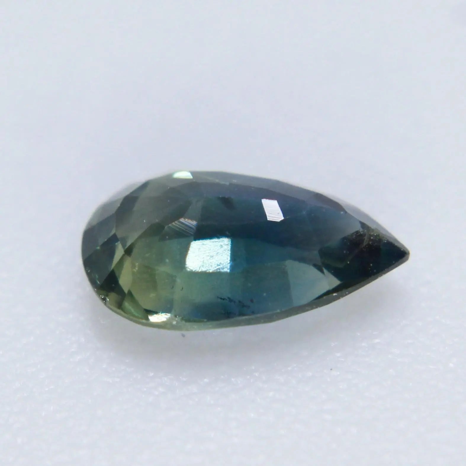 Natural Blue Green Sapphire - Sapphirepal