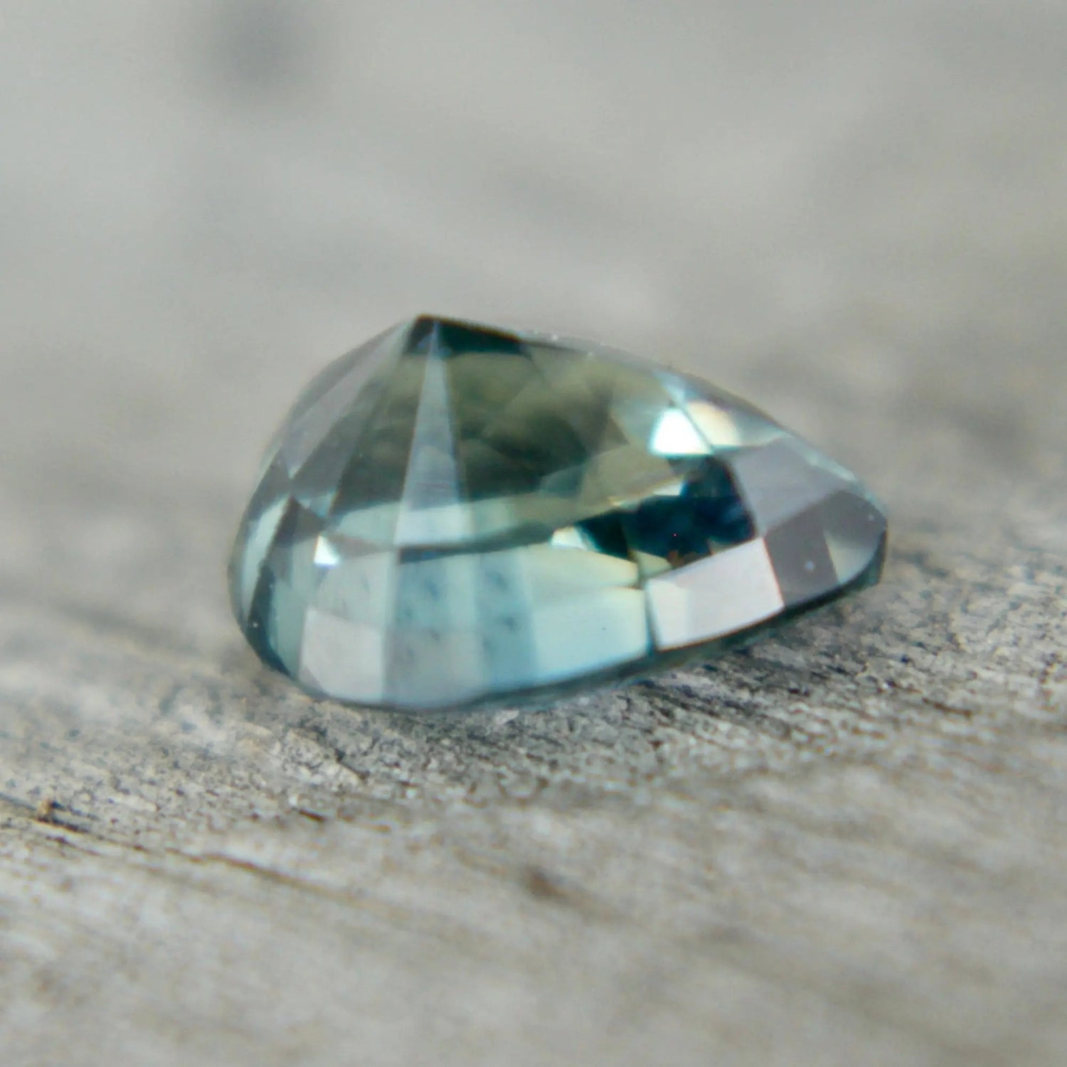 Natural Blue Green Sapphire - Sapphirepal