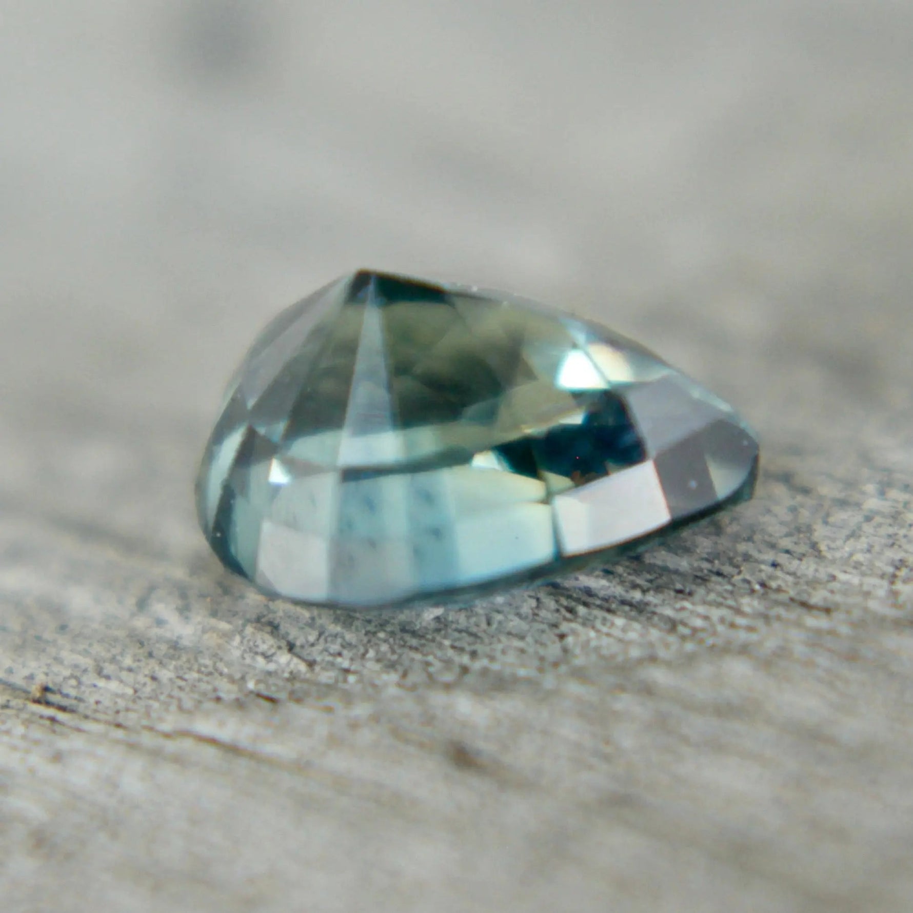 Natural Blue Green Sapphire - Sapphirepal