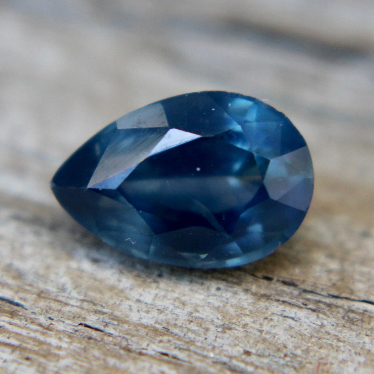 Natural Blue Green Sapphire - Sapphirepal