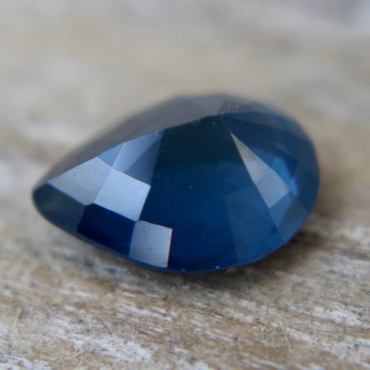 Natural Blue Green Sapphire - Sapphirepal