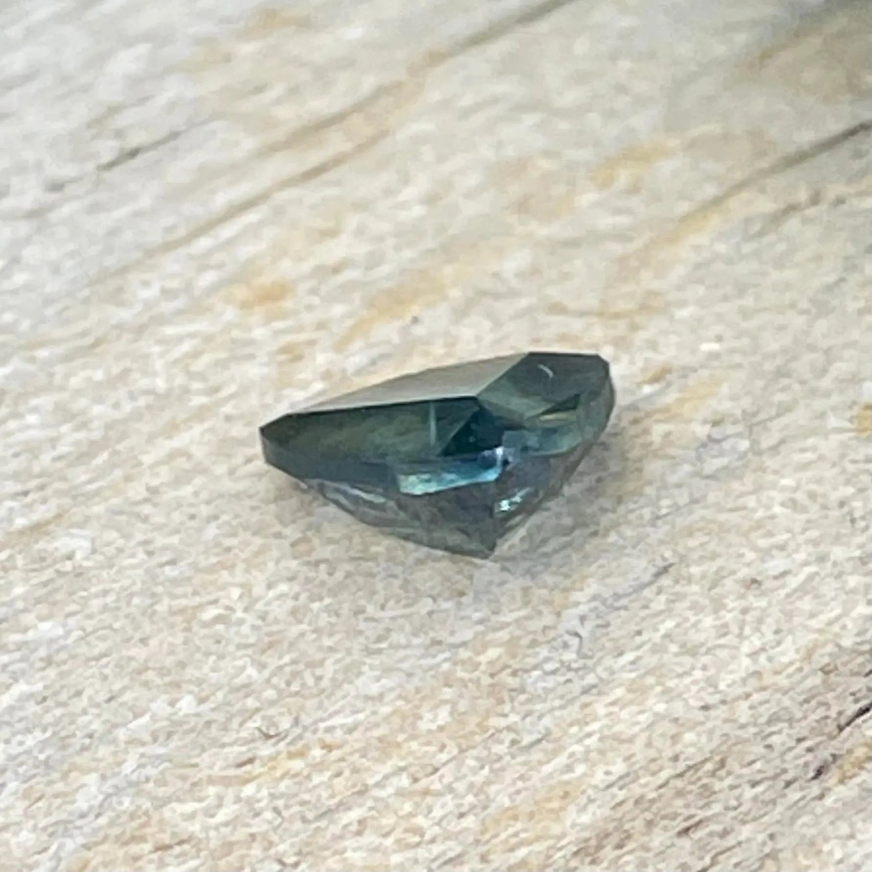 Natural Blue Green Sapphire - Sapphirepal