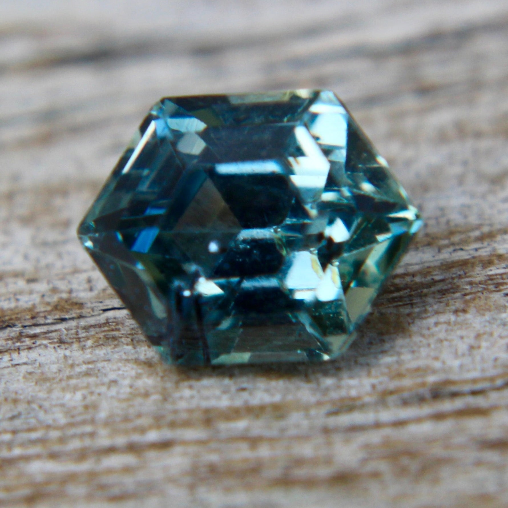 Natural Blue Green Sapphire - Sapphirepal