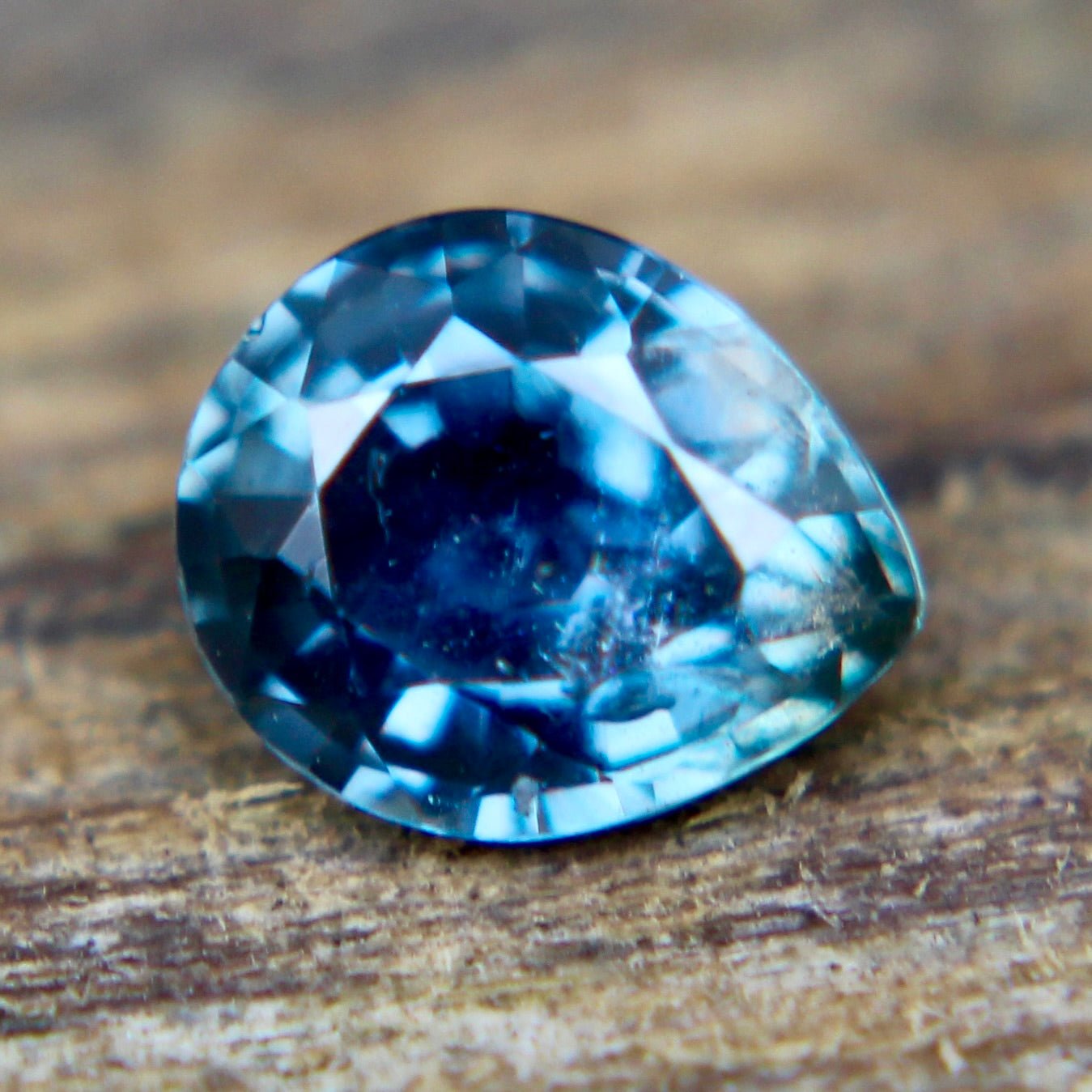 Natural Blue Green Sapphire - Sapphirepal