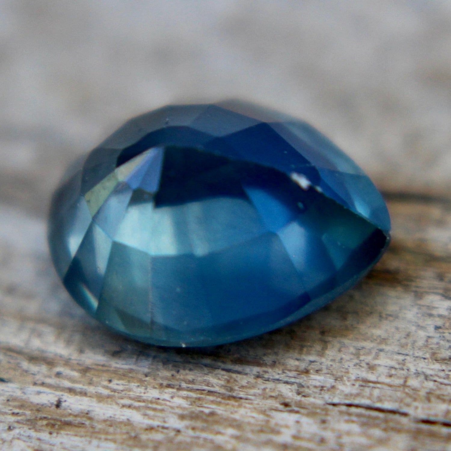 Natural Blue Green Sapphire - Sapphirepal