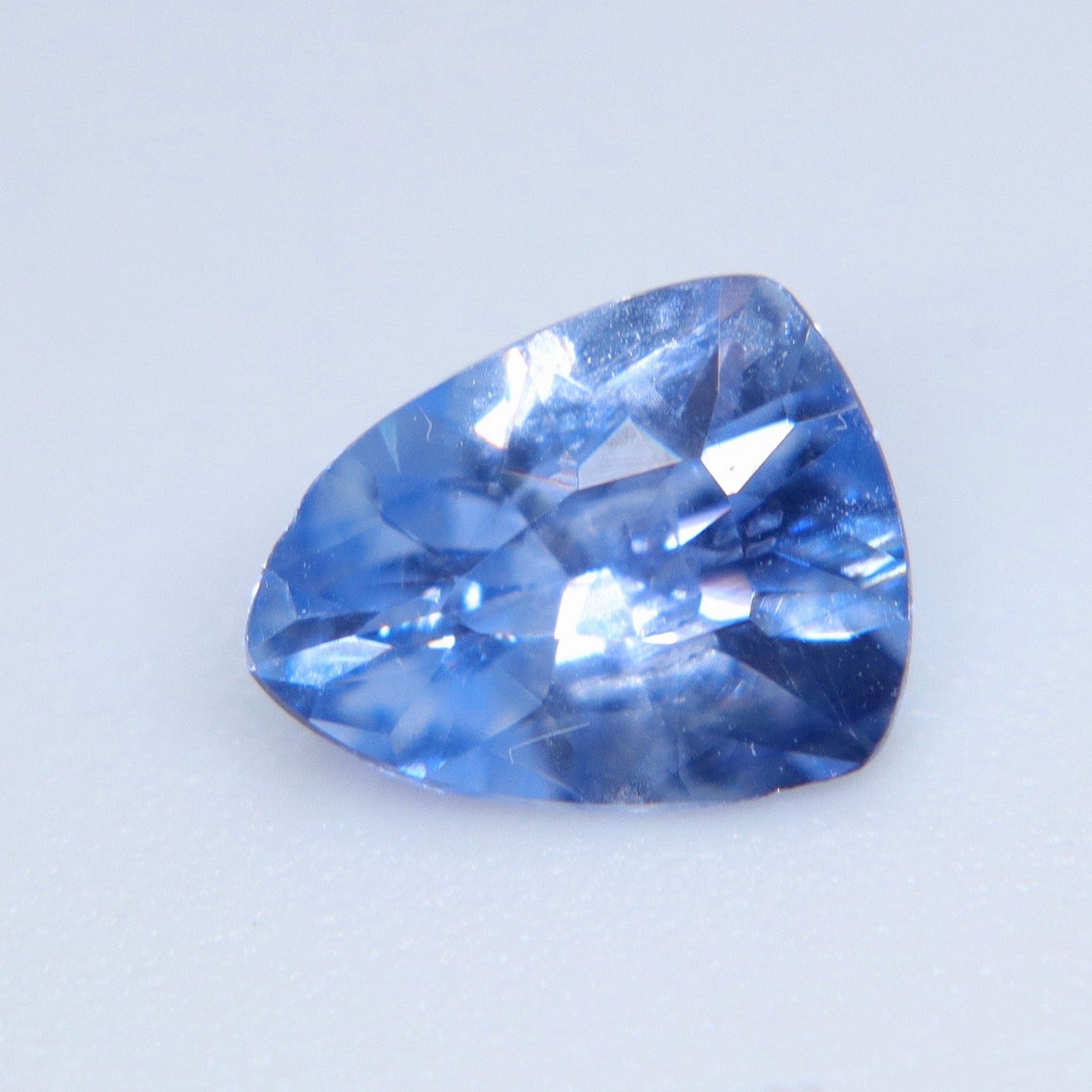 Natural Blue Sapphire (Heated) – 0.84 ct Trillion Cut Loose Ceylon Sapphire | SI - Sapphirepal