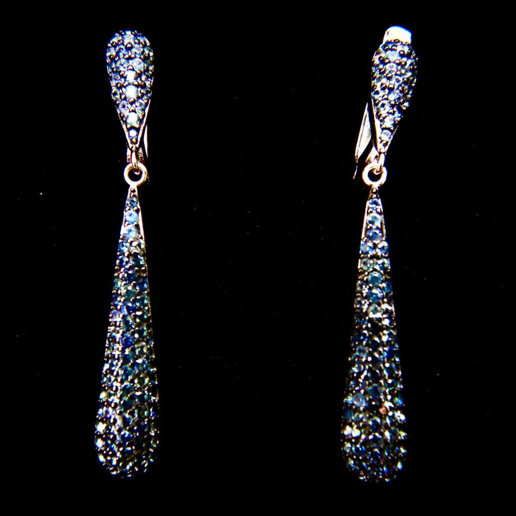 Natural Blue Sapphire Silver Jewelry Set – Ring, Earrings & Pendant | Earth - Sourced Gemstones - Sapphirepal