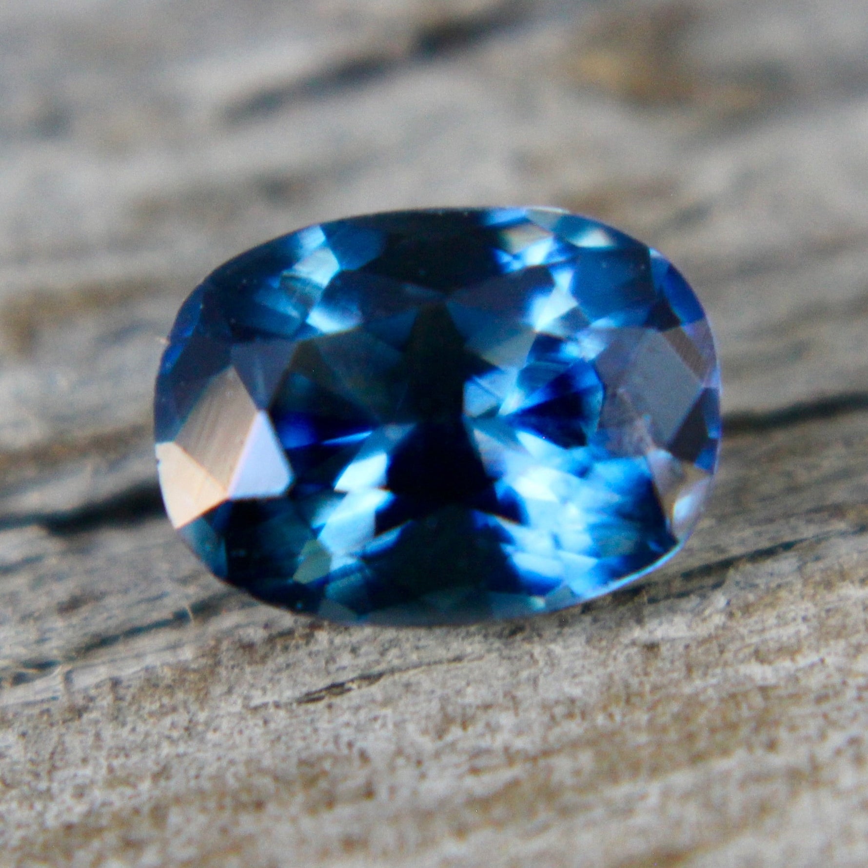Natural Blue Sapphire - Sapphirepal