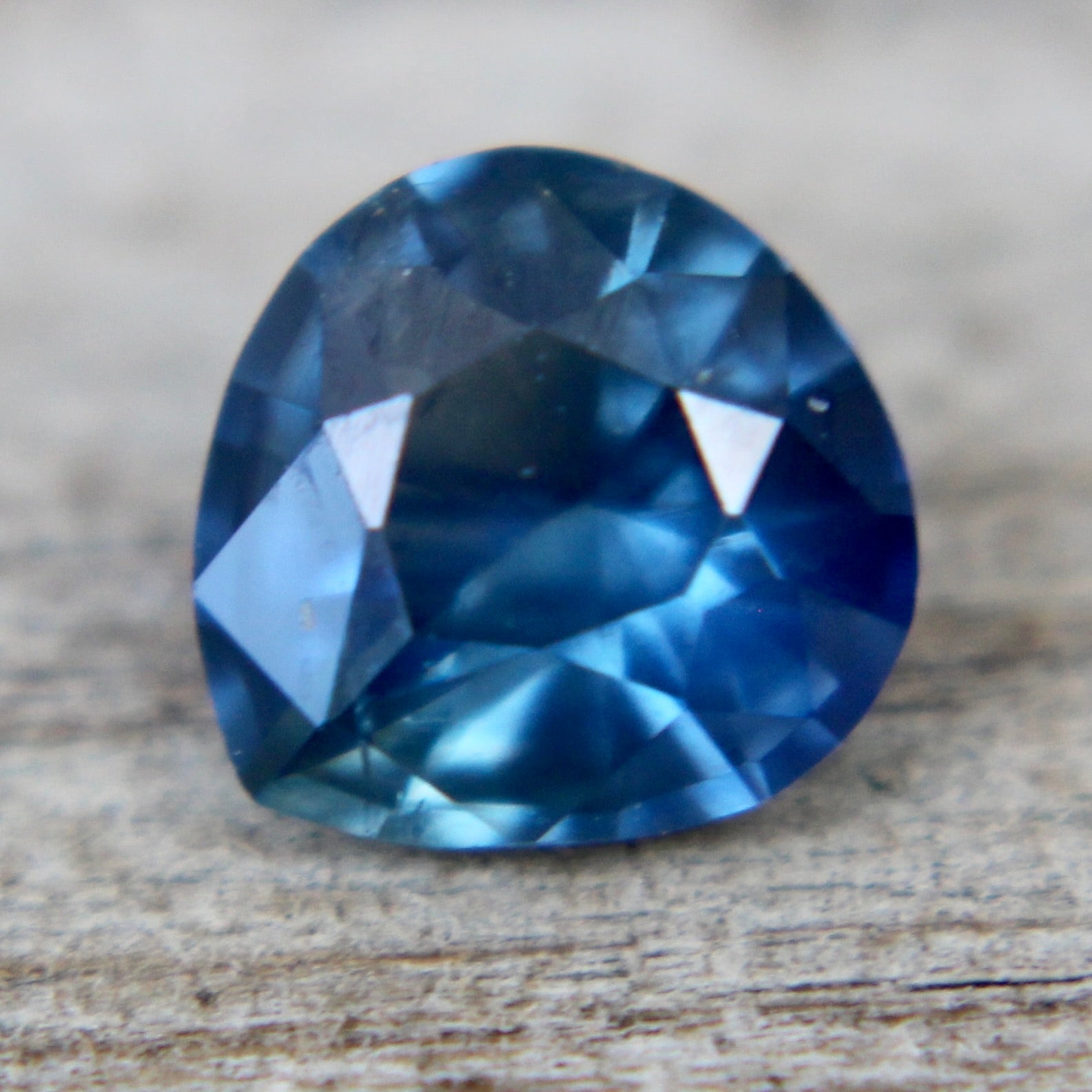 Natural Blue Sapphire - Sapphirepal