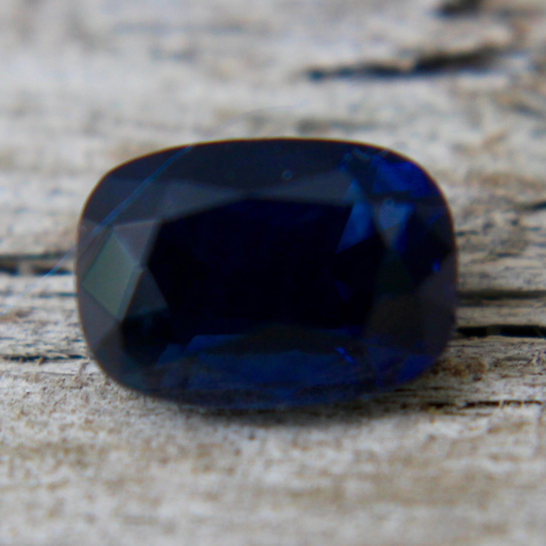 Natural Blue Sapphire - Sapphirepal