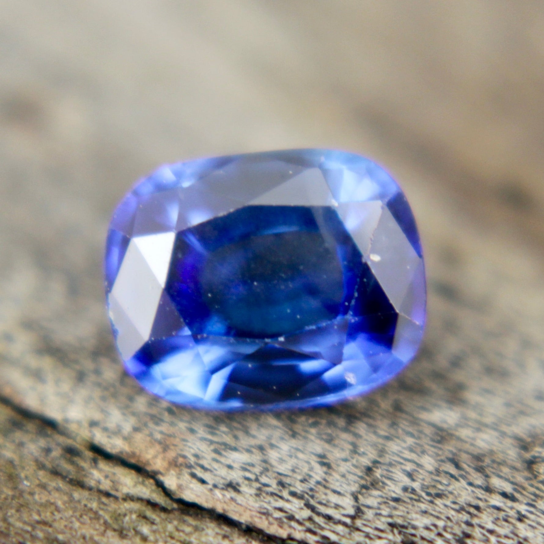 Natural Blue Sapphire - Sapphirepal