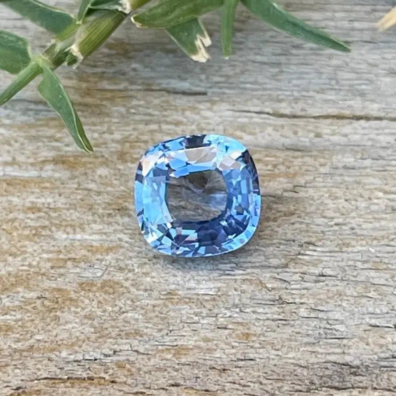 Natural Blue Sapphire - Sapphirepal
