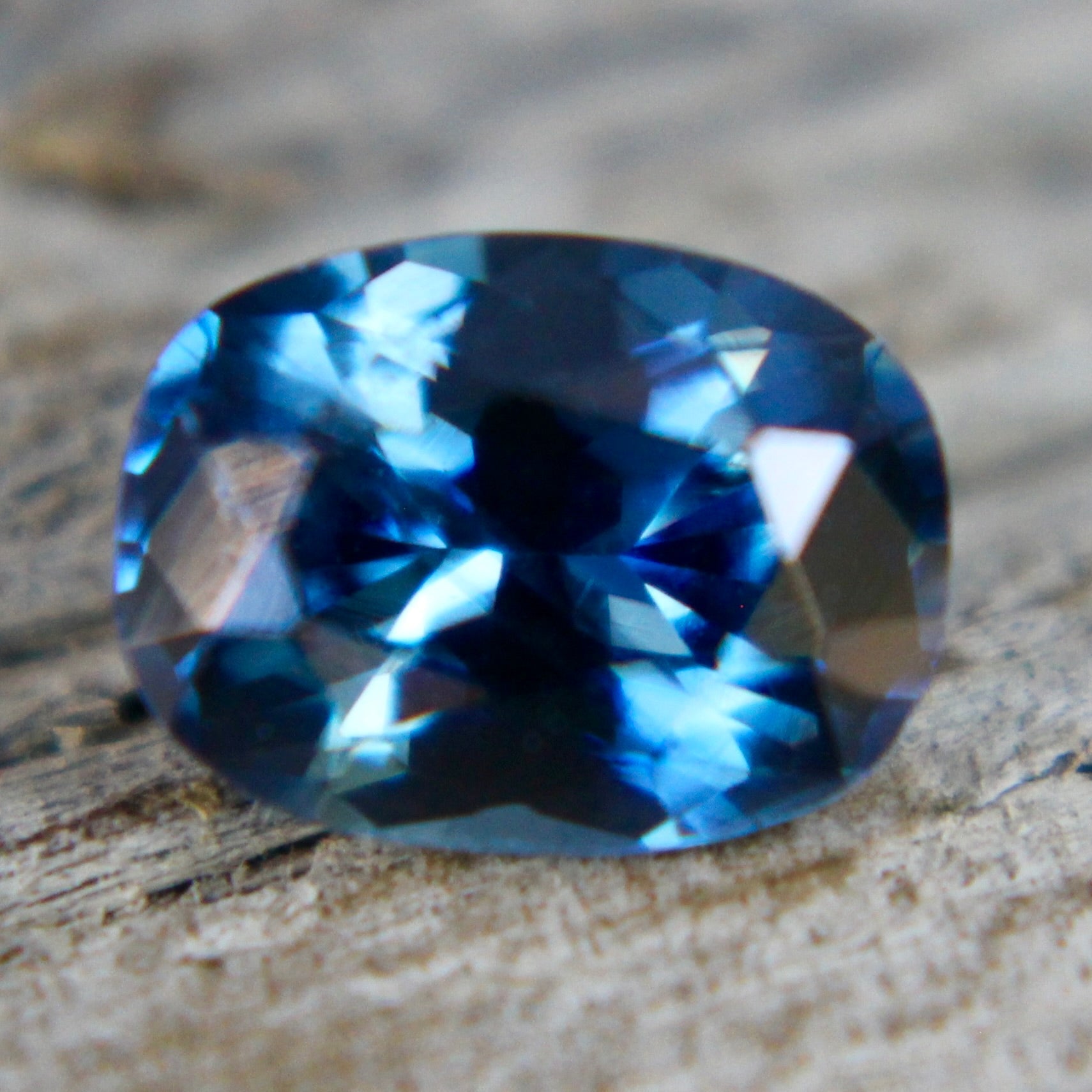 Natural Blue Sapphire - Sapphirepal
