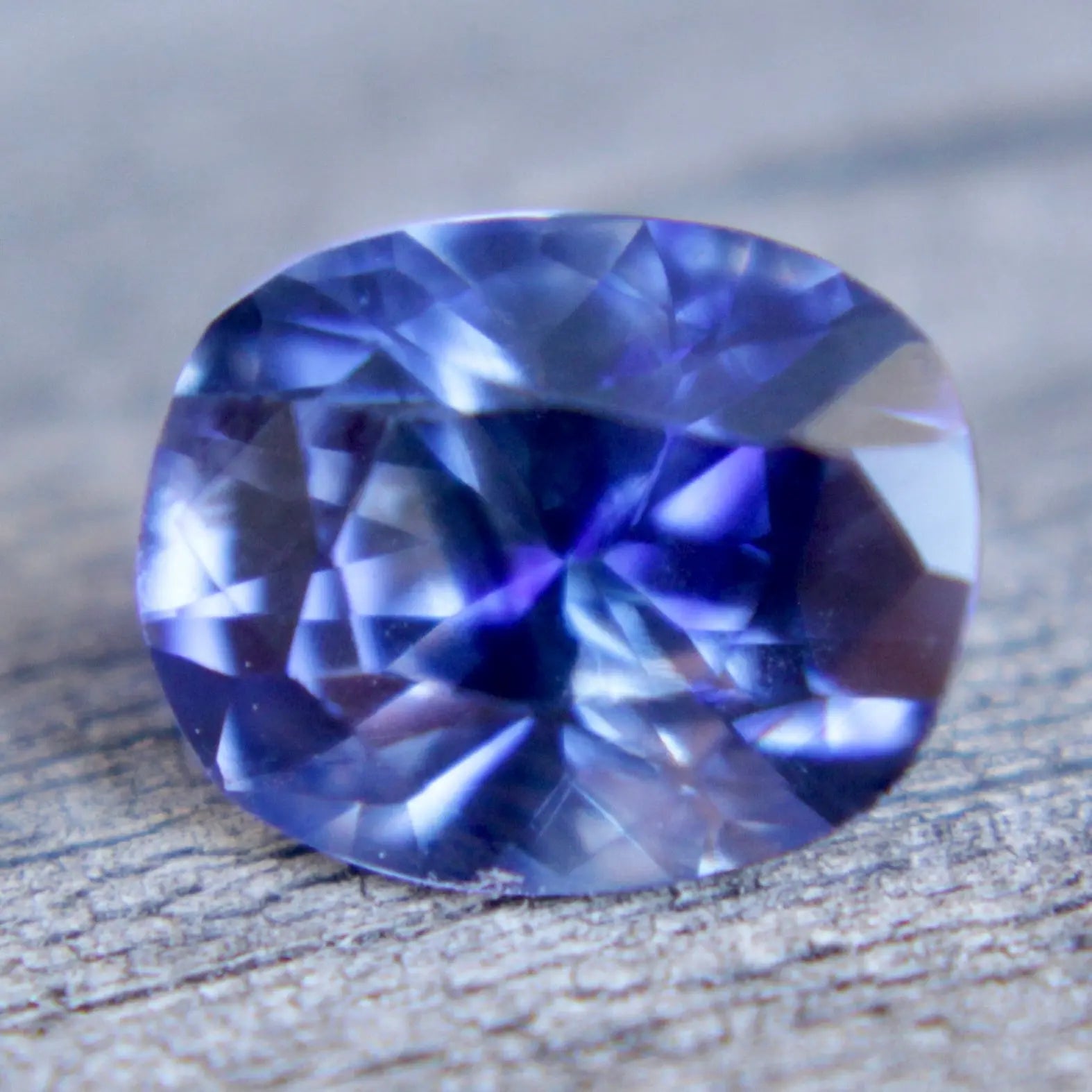 Natural Blue Sapphire - Sapphirepal