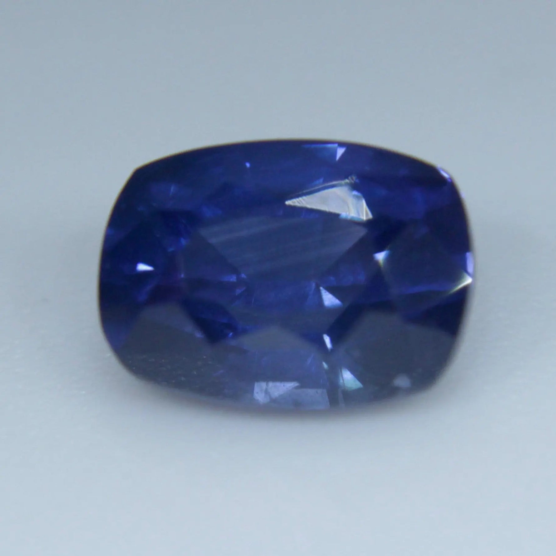 Natural Blue Sapphire - Sapphirepal