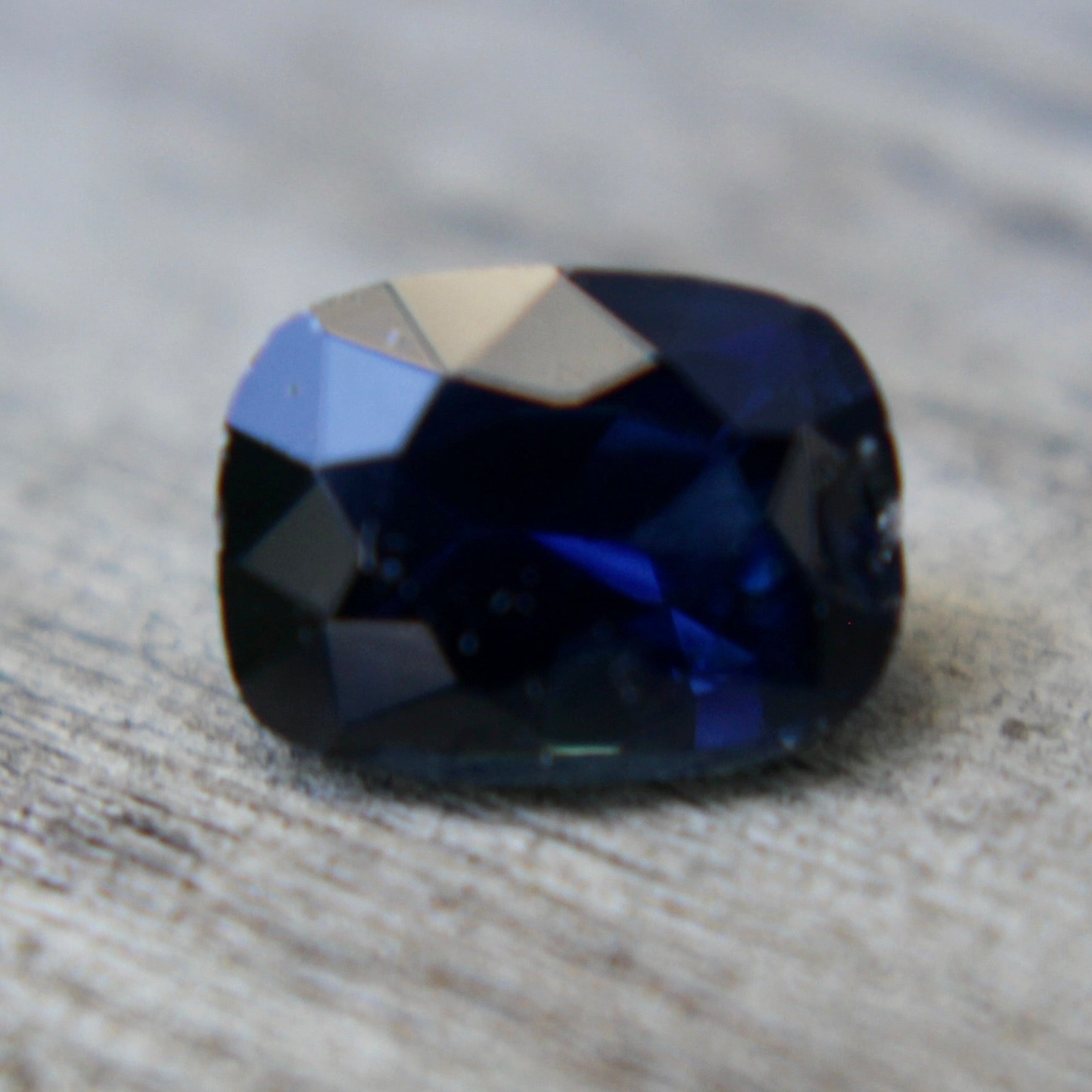 Natural Blue Sapphire - Sapphirepal