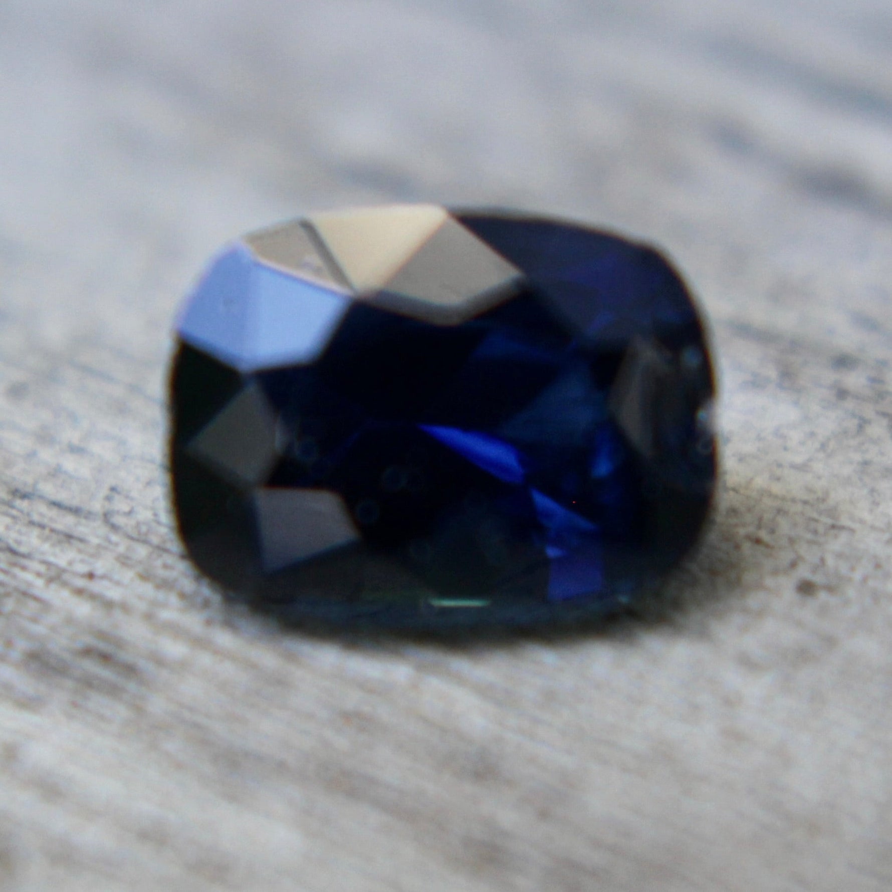 Natural Blue Sapphire - Sapphirepal