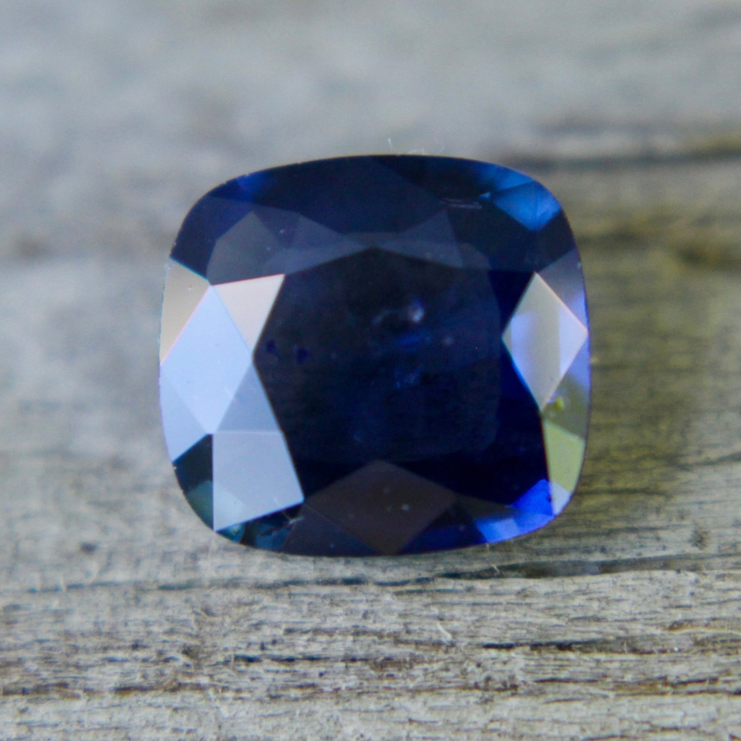 Natural Blue Sapphire - Sapphirepal