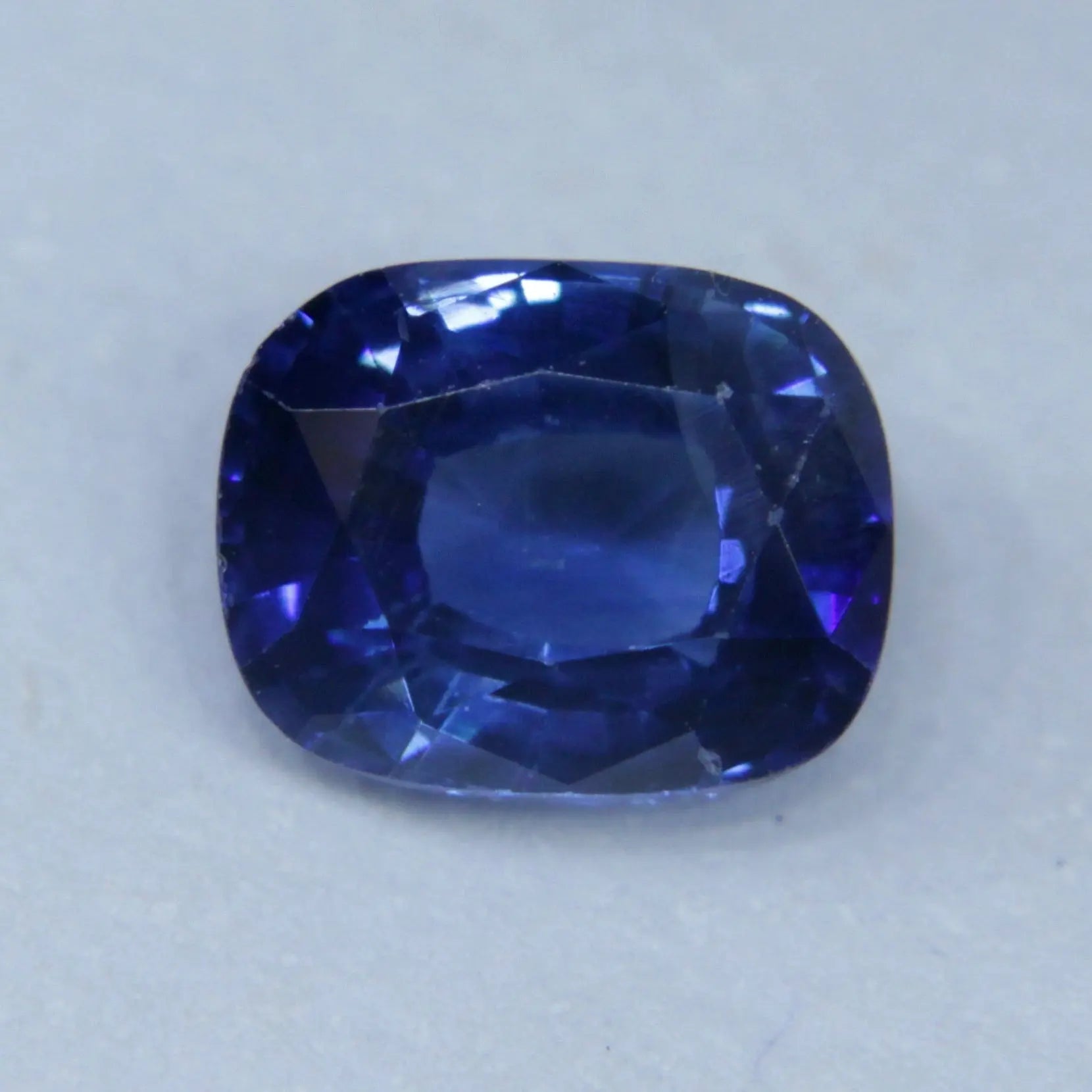 Natural Blue Sapphire - Sapphirepal