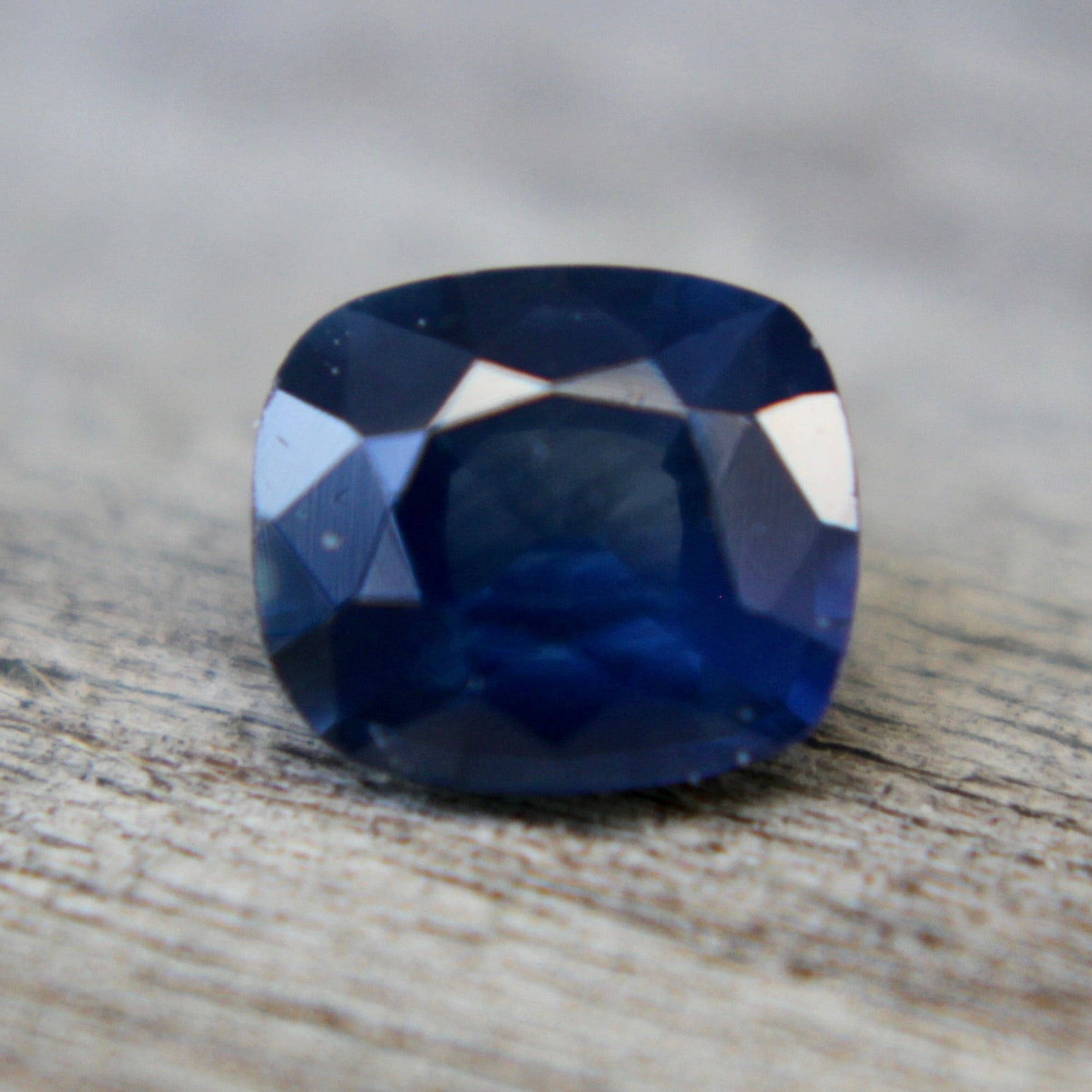 Natural Blue Sapphire - Sapphirepal