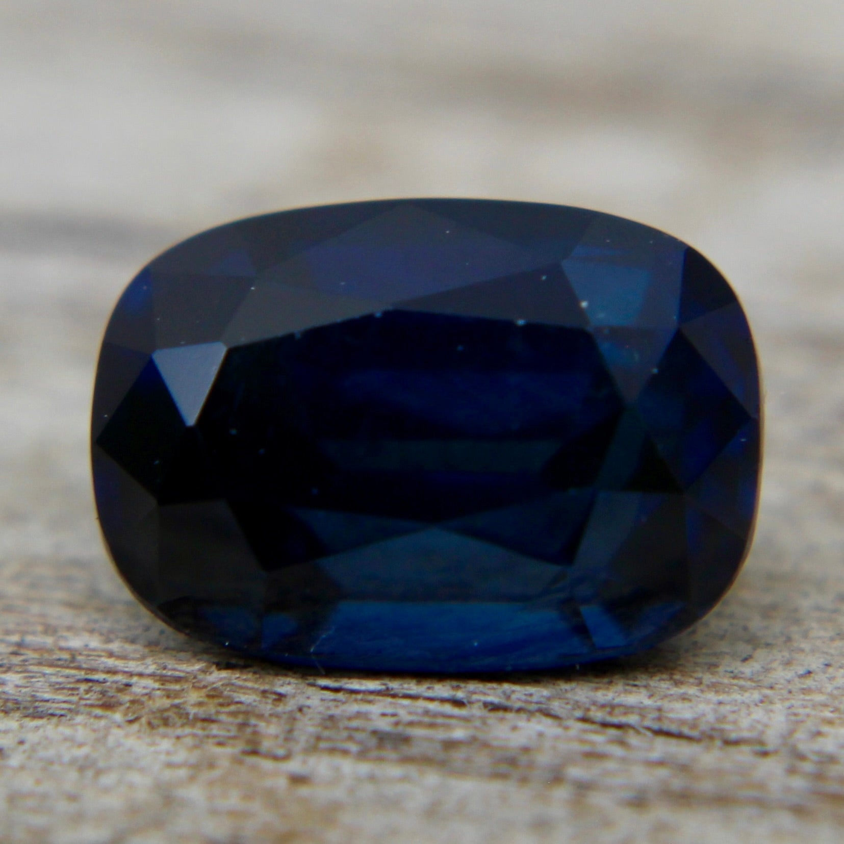 Natural Blue Sapphire - Sapphirepal
