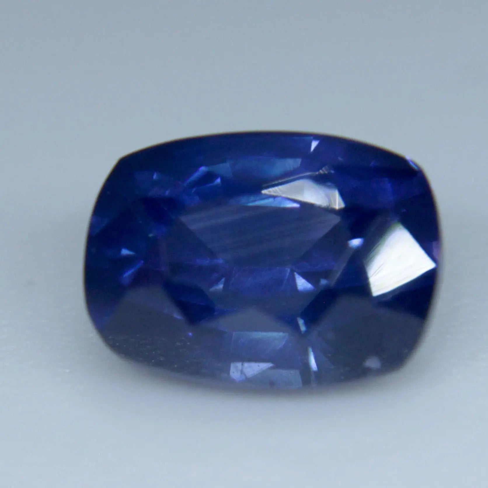 Natural Blue Sapphire - Sapphirepal