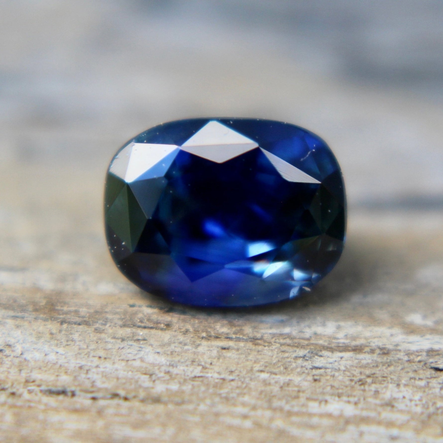 Natural Blue Sapphire - Sapphirepal