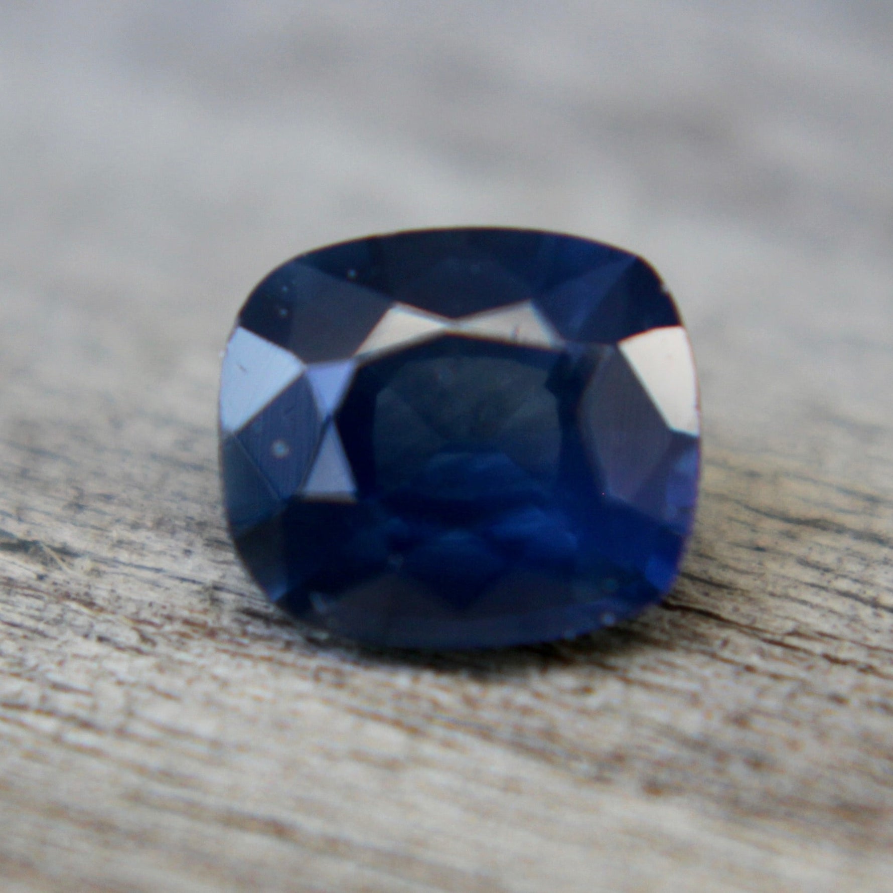 Natural Blue Sapphire - Sapphirepal