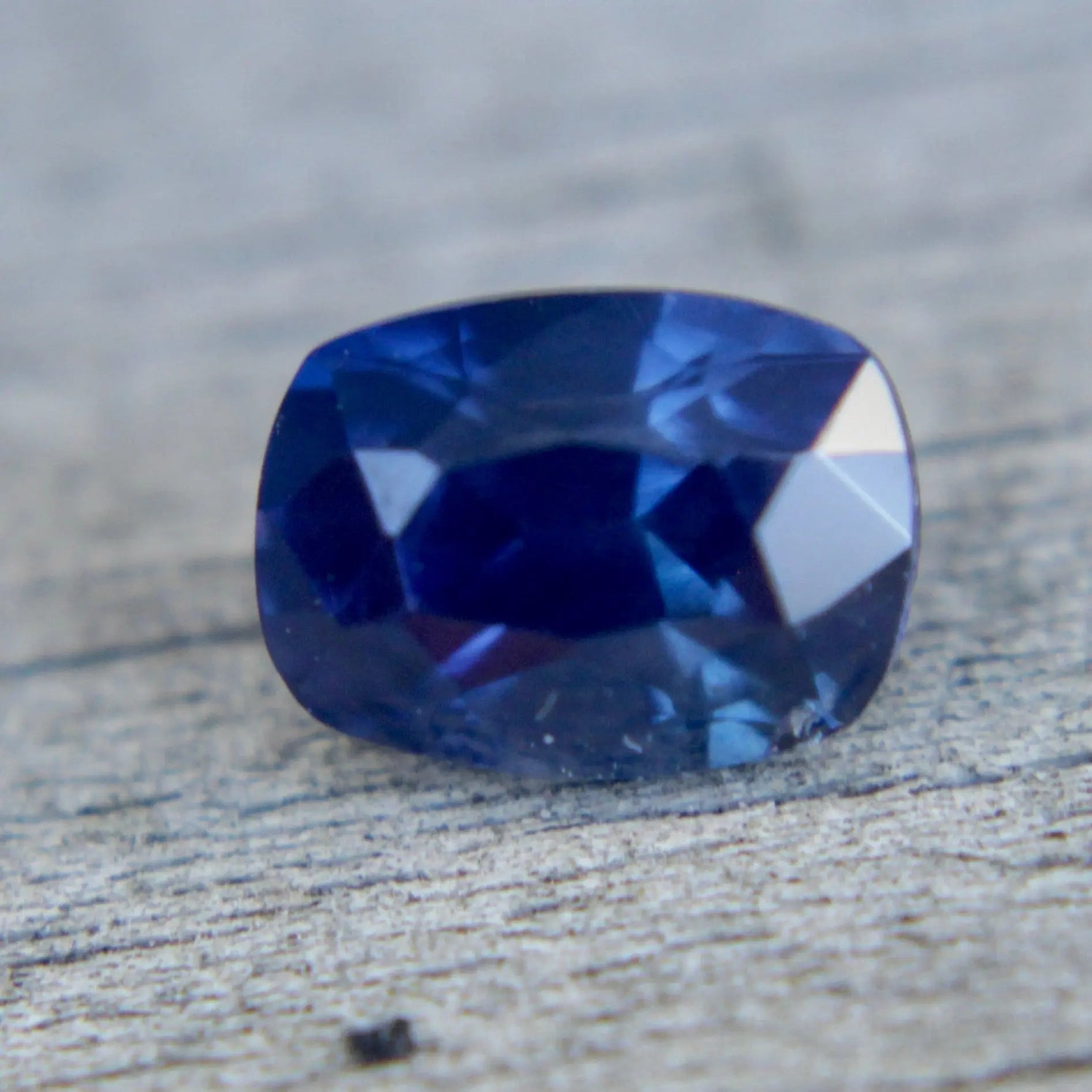 Natural Blue Sapphire - Sapphirepal