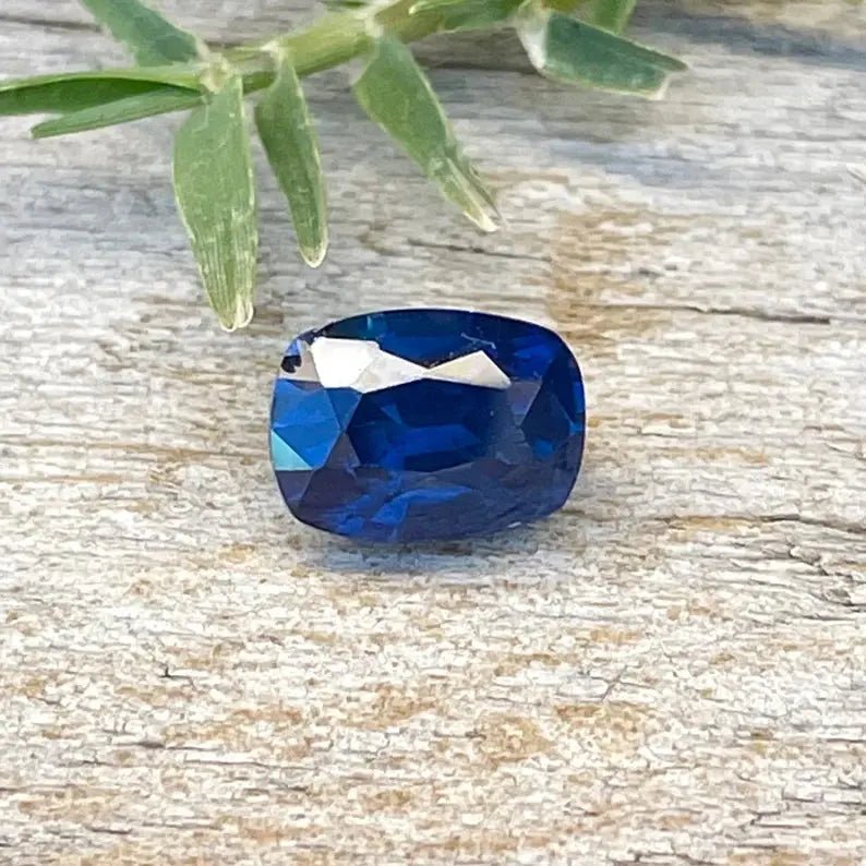 Natural Blue Sapphire - Sapphirepal