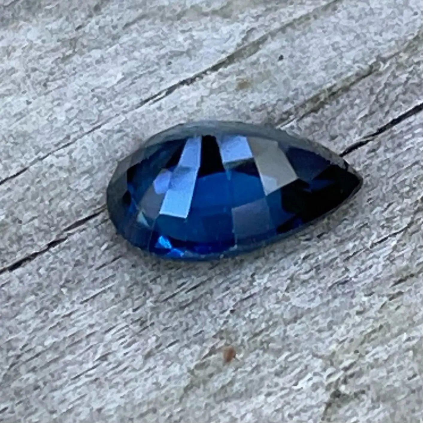 Natural Blue Sapphire - Sapphirepal
